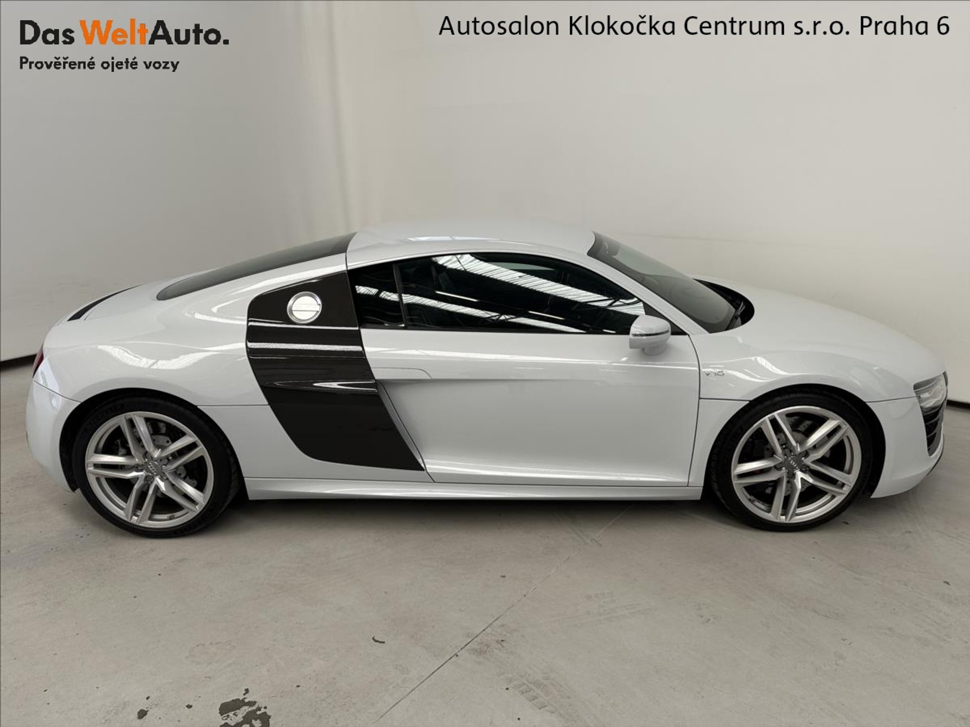 Audi R8