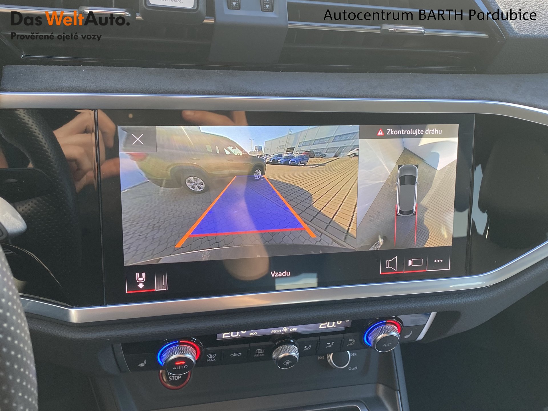 Audi RSQ3