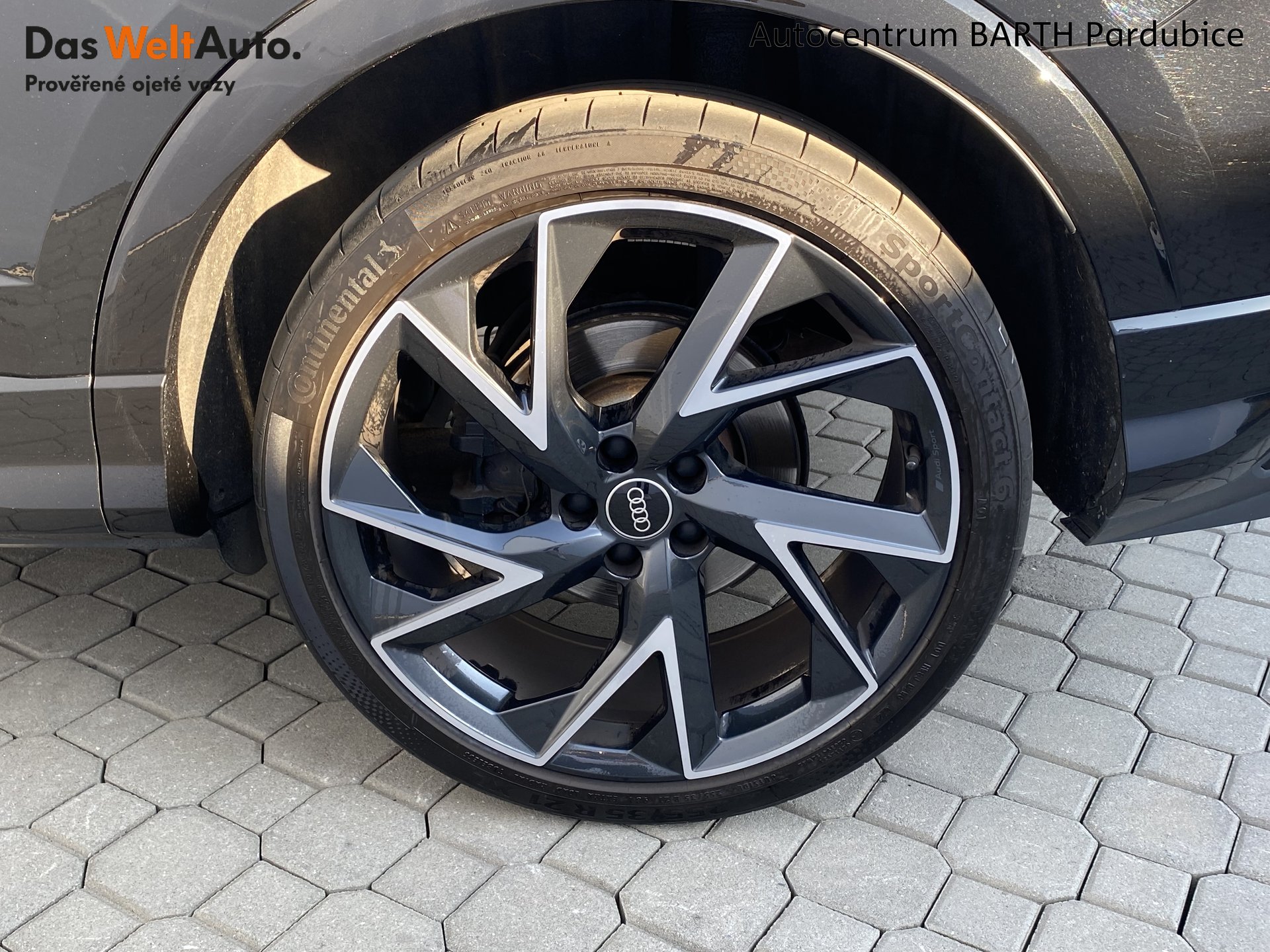 Audi RSQ3