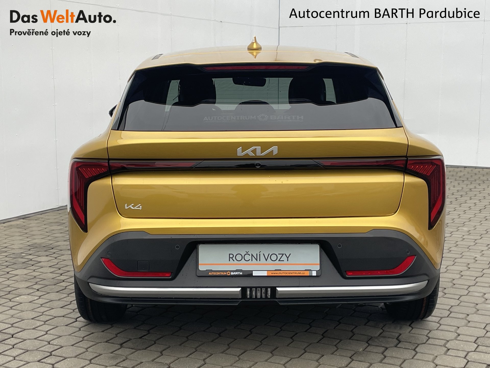 Kia K4