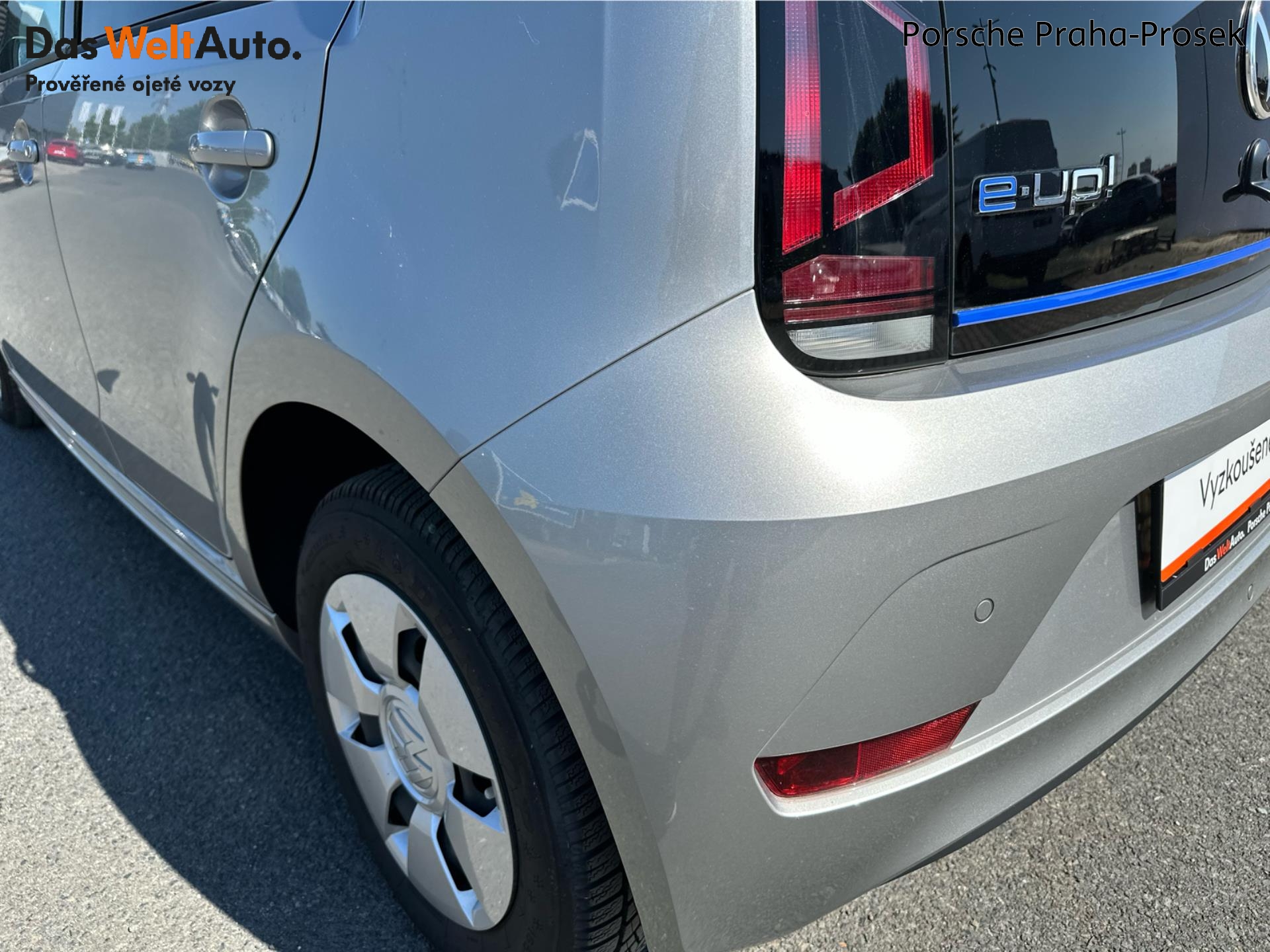 Volkswagen e-up!
