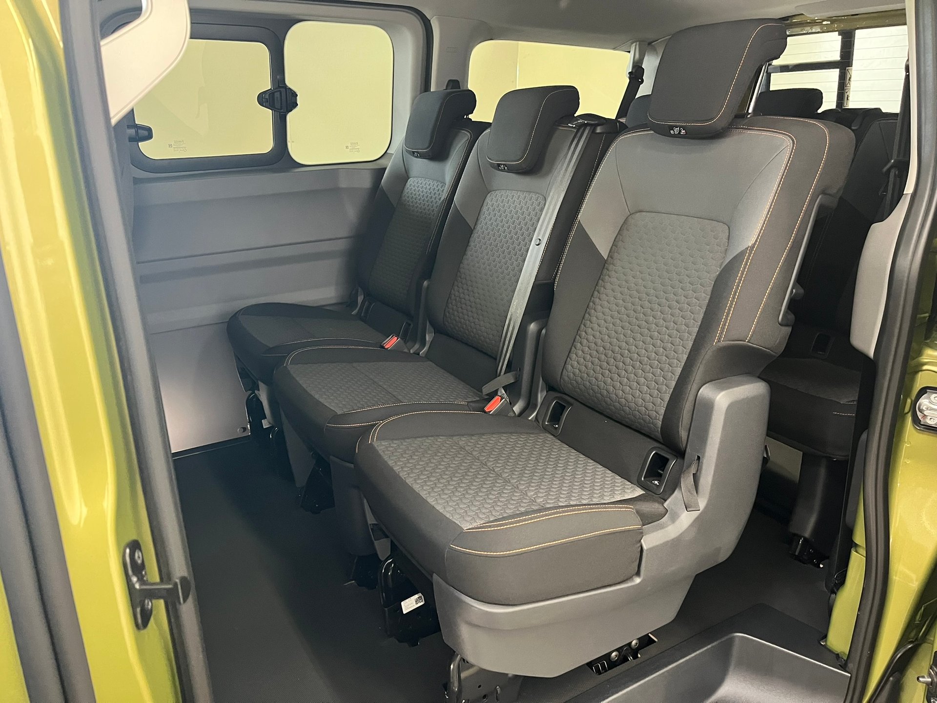 Volkswagen T7 Kombi