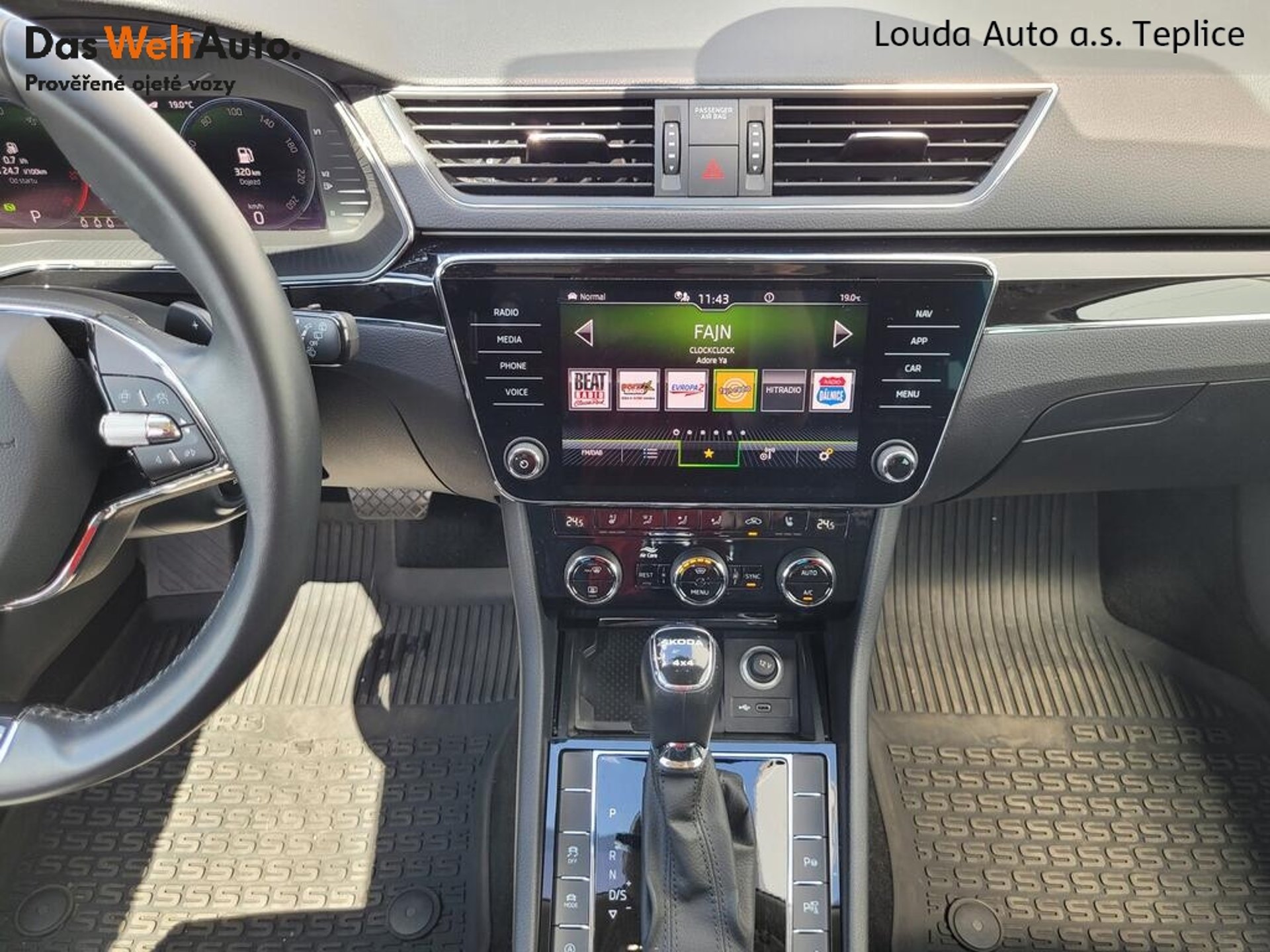 Škoda Superb