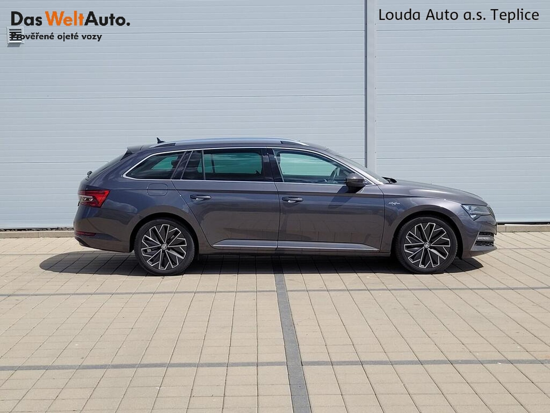 Škoda Superb