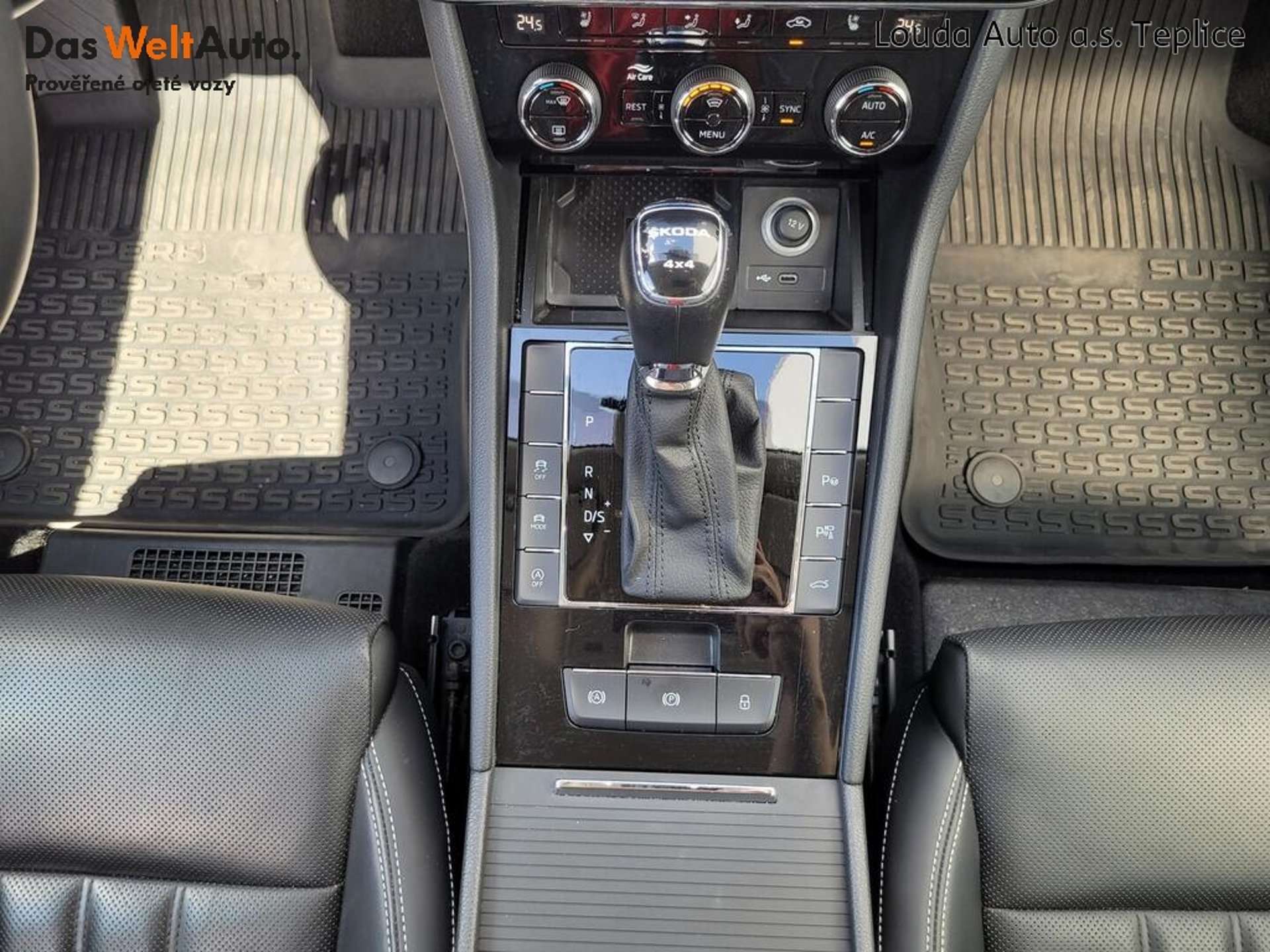 Škoda Superb