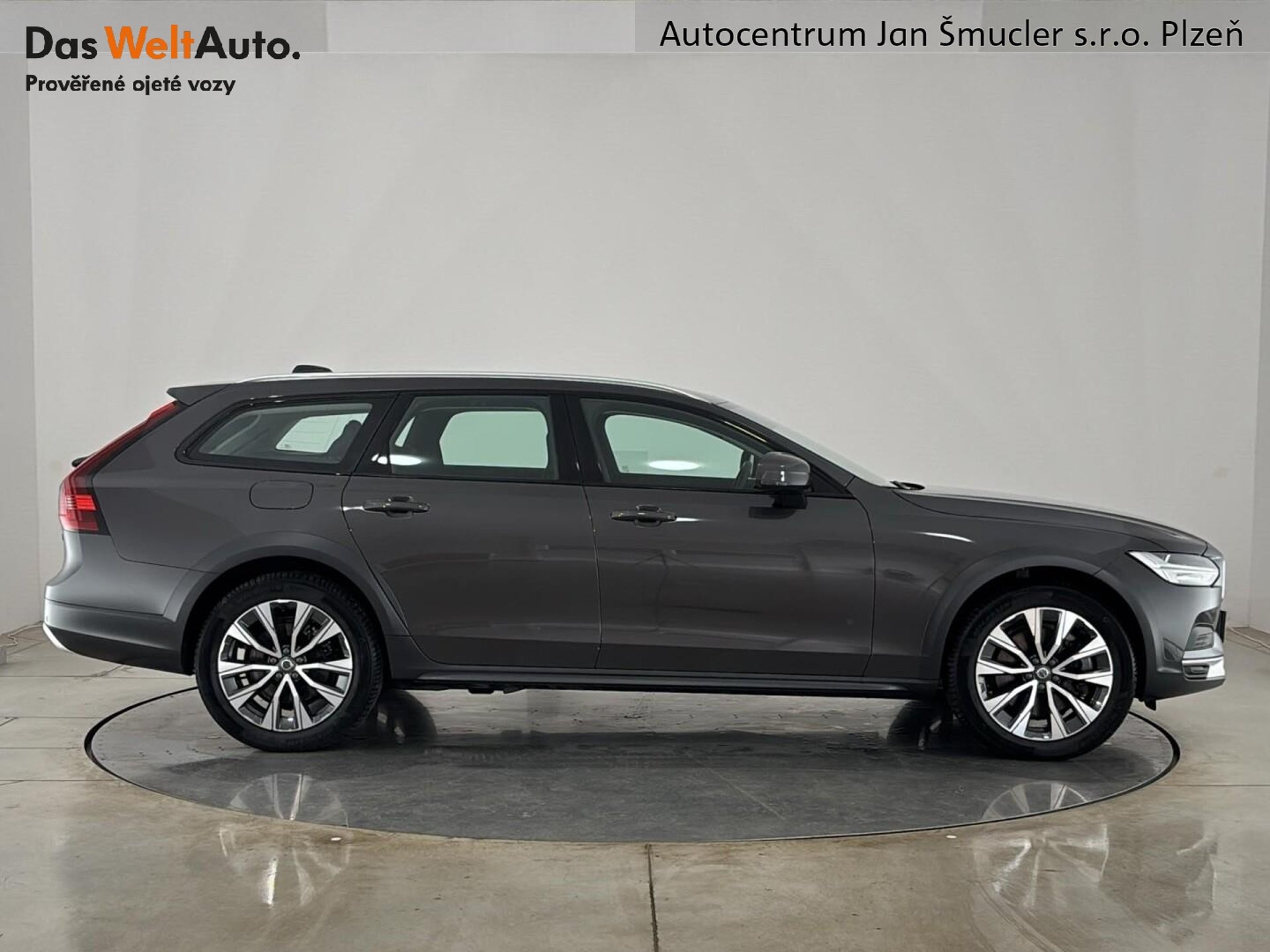 Volvo V90
