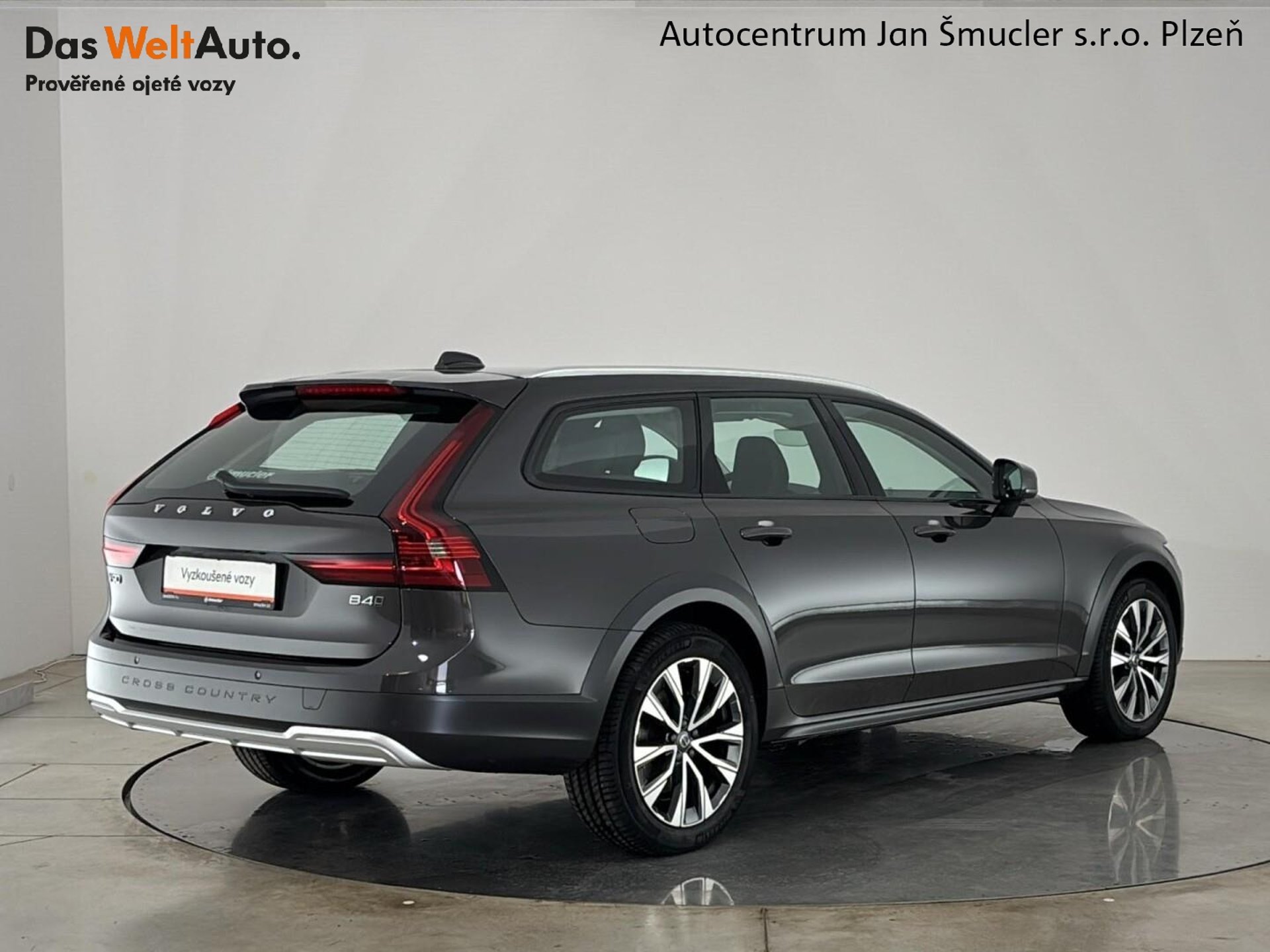 Volvo V90