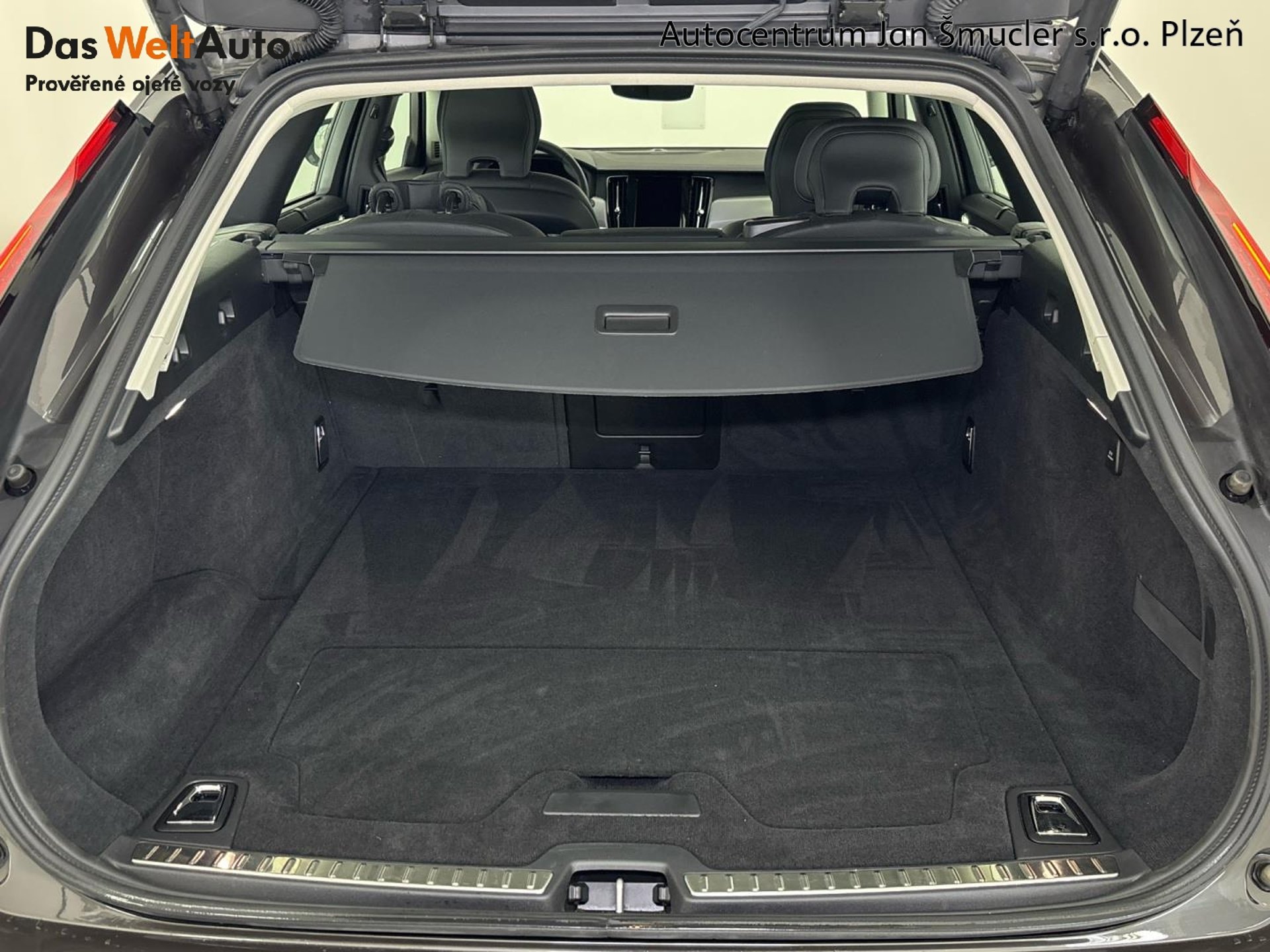 Volvo V90