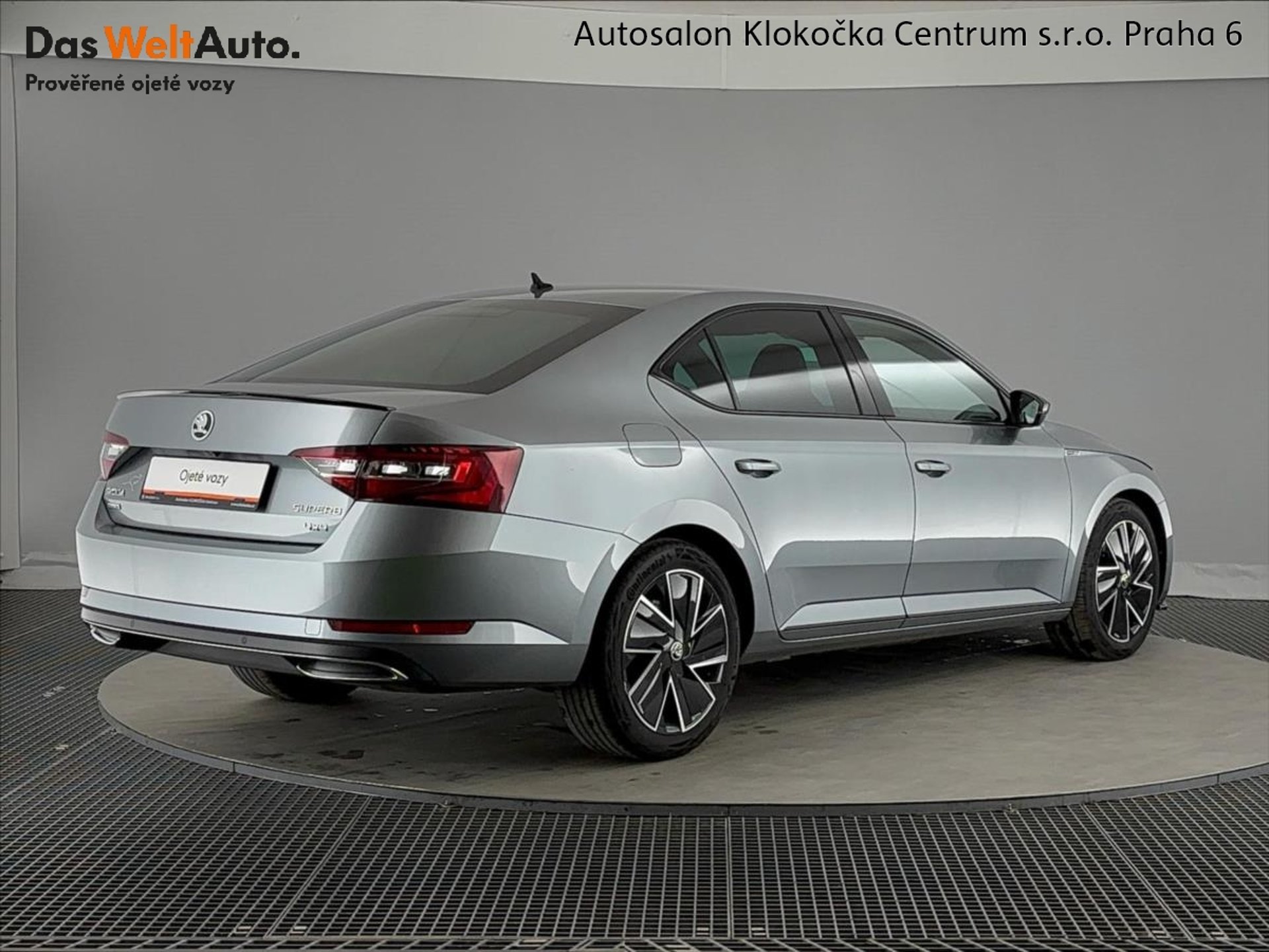 Škoda Superb