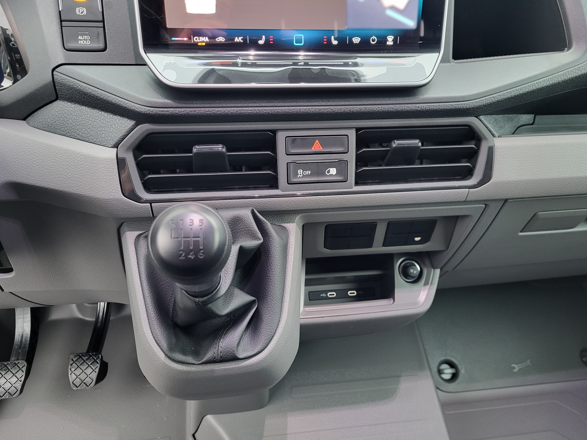 Volkswagen Crafter - skříňový vůz