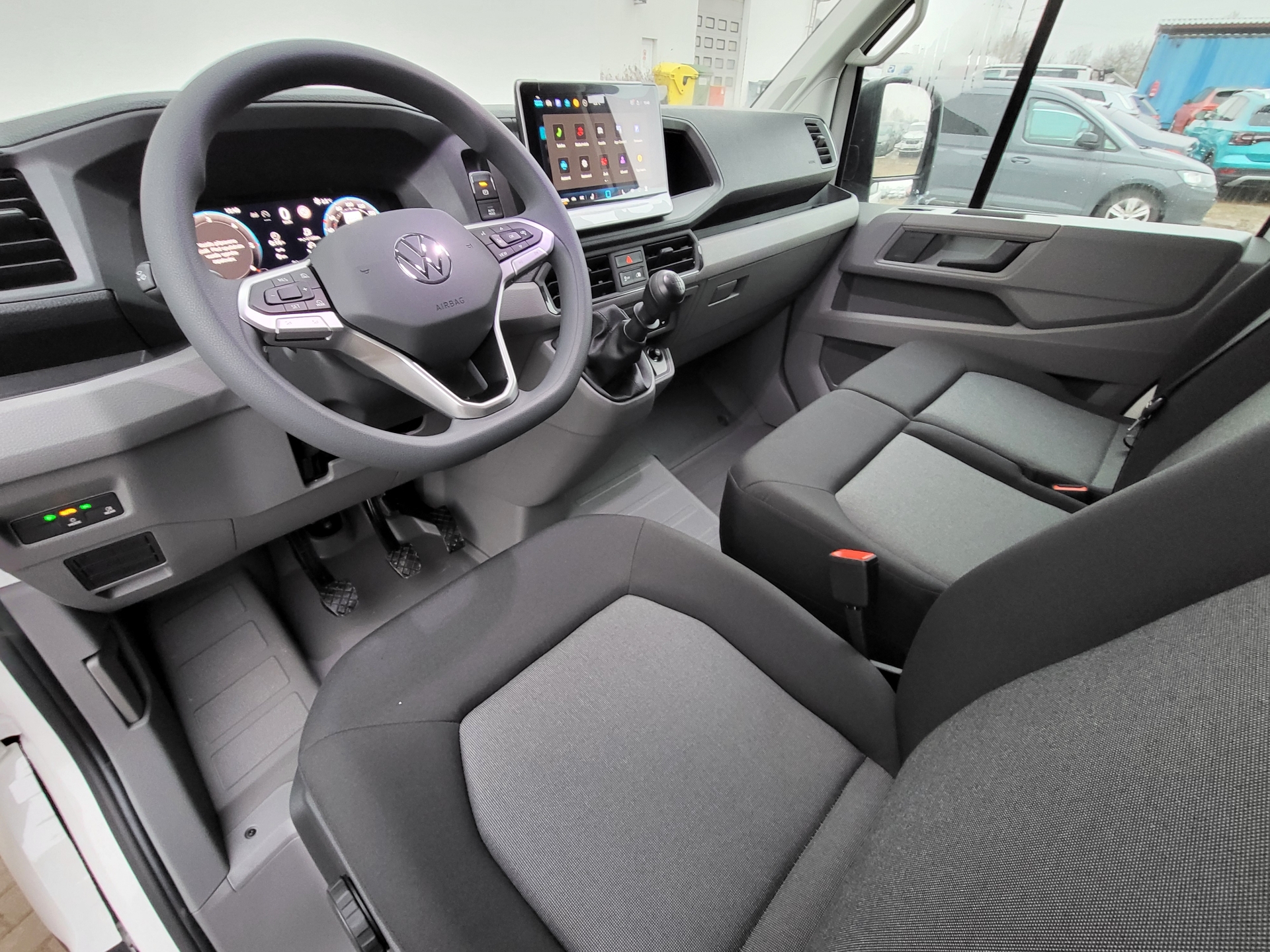 Volkswagen Crafter - skříňový vůz