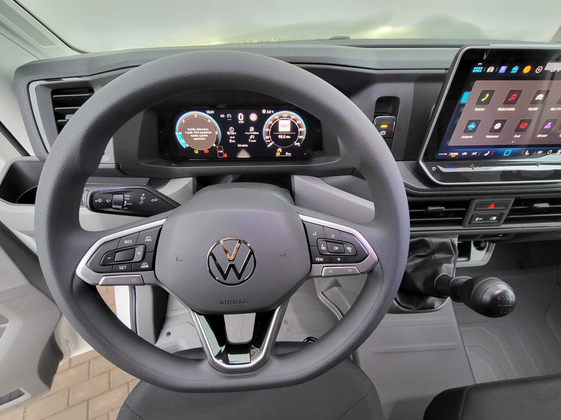 Volkswagen Crafter - skříňový vůz