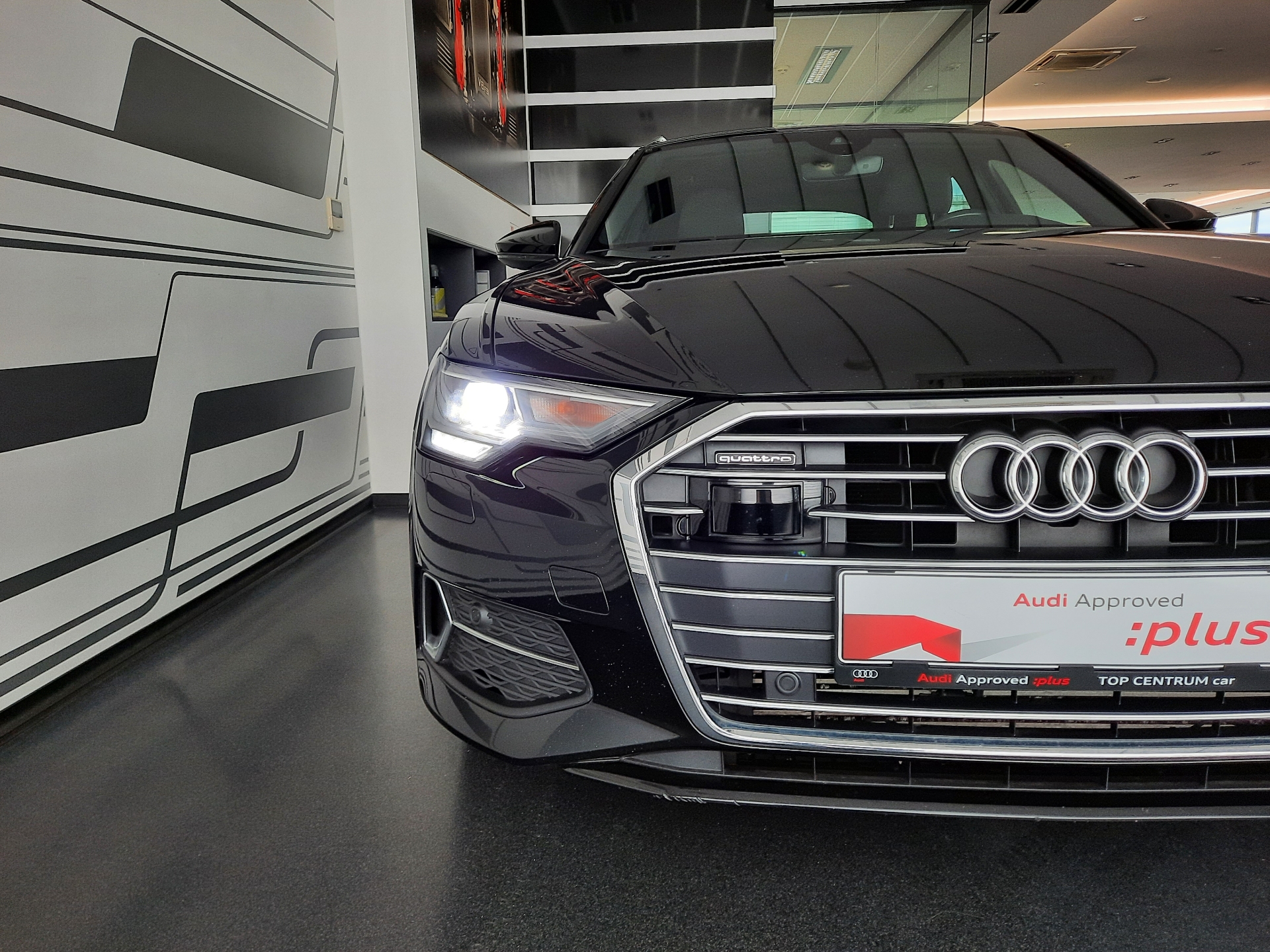 Audi A6 Avant