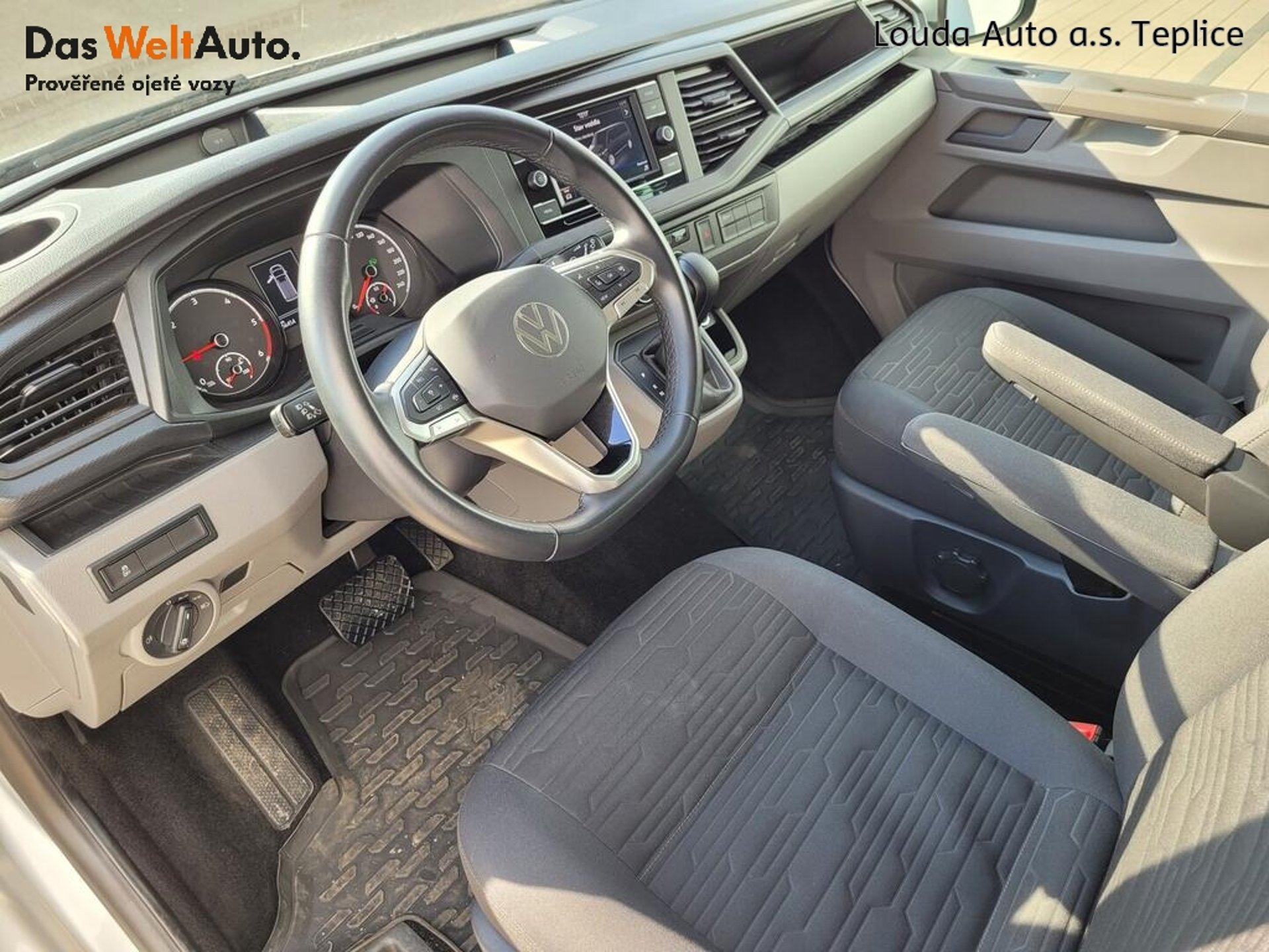 Volkswagen Caravelle