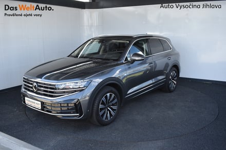 VW Touareg 3.0TDI 210kW, LED Matrix, tažné, vzduch