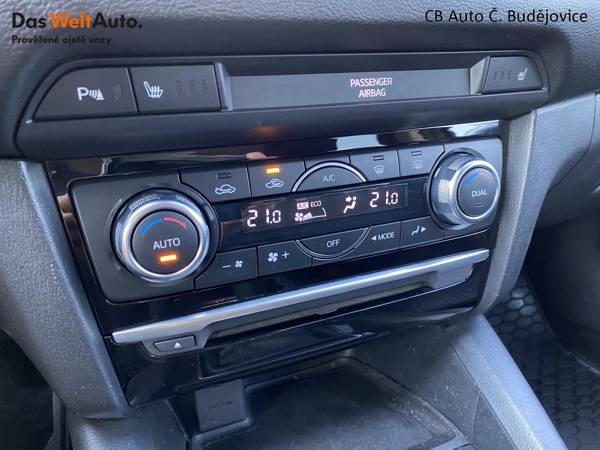 Mazda 6e