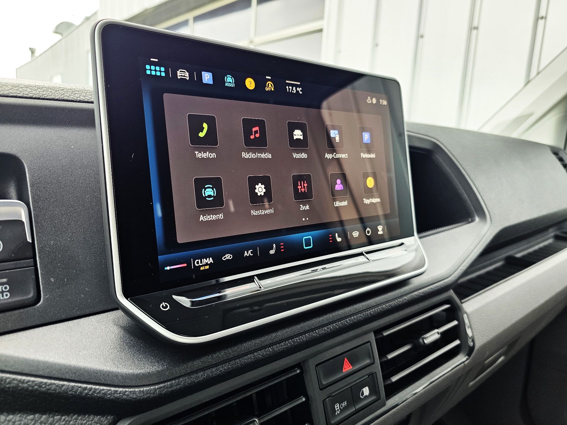 Volkswagen Crafter - skříňový vůz