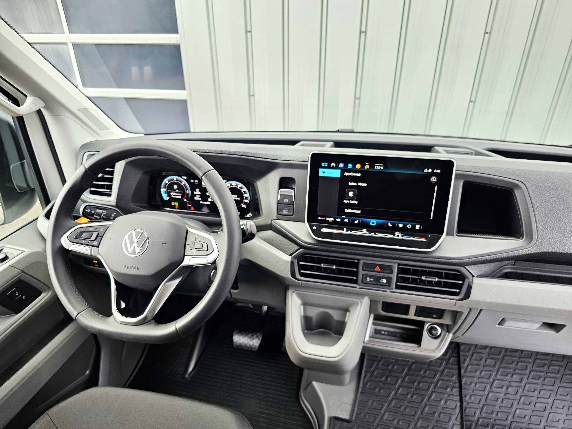 Volkswagen Crafter - skříňový vůz
