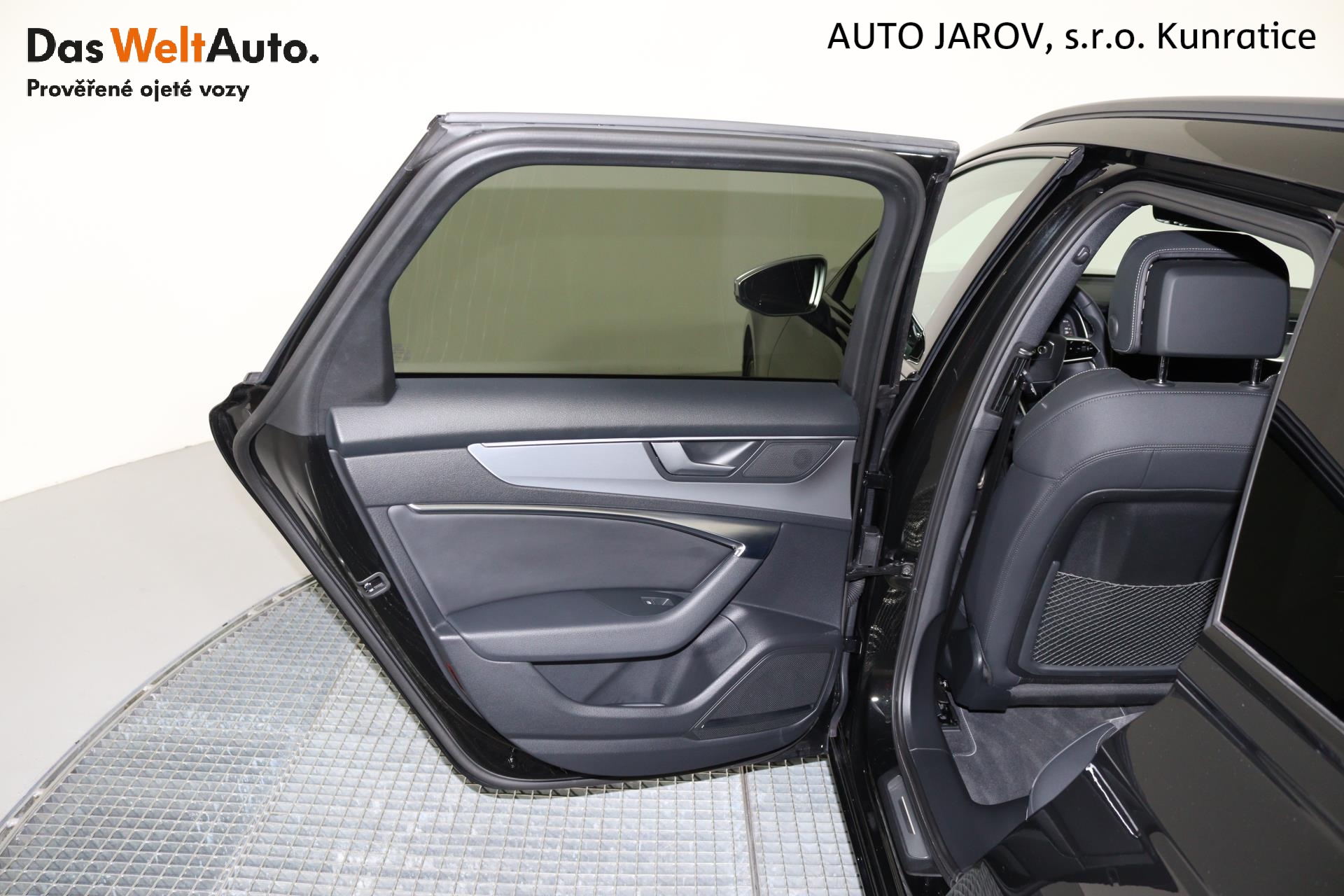 Audi S6 Avant