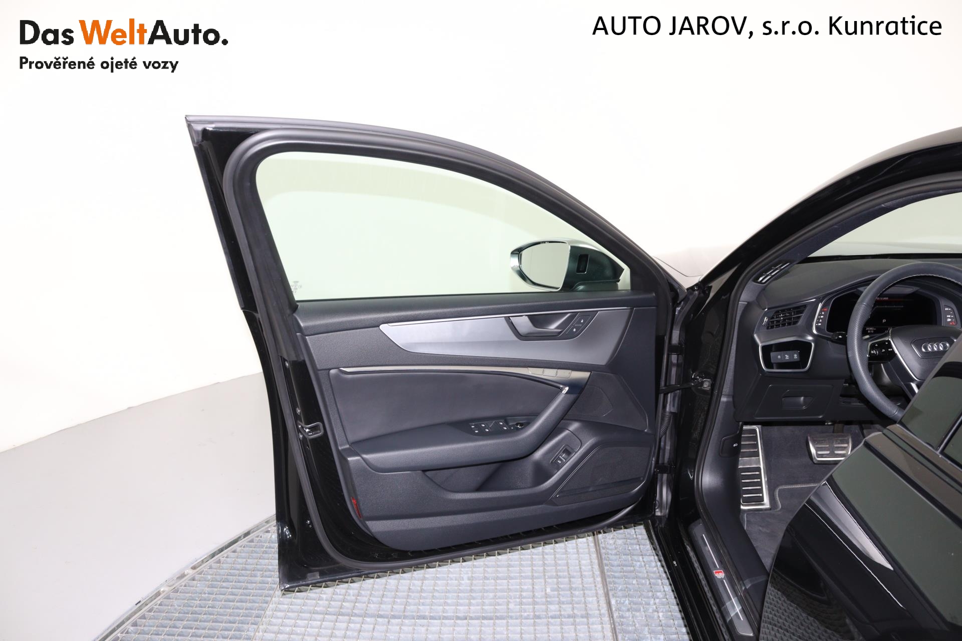 Audi S6 Avant