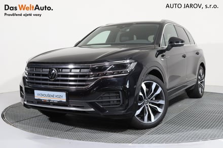 VW Touareg R-LINE V6 3,0 TDI 4MOTION