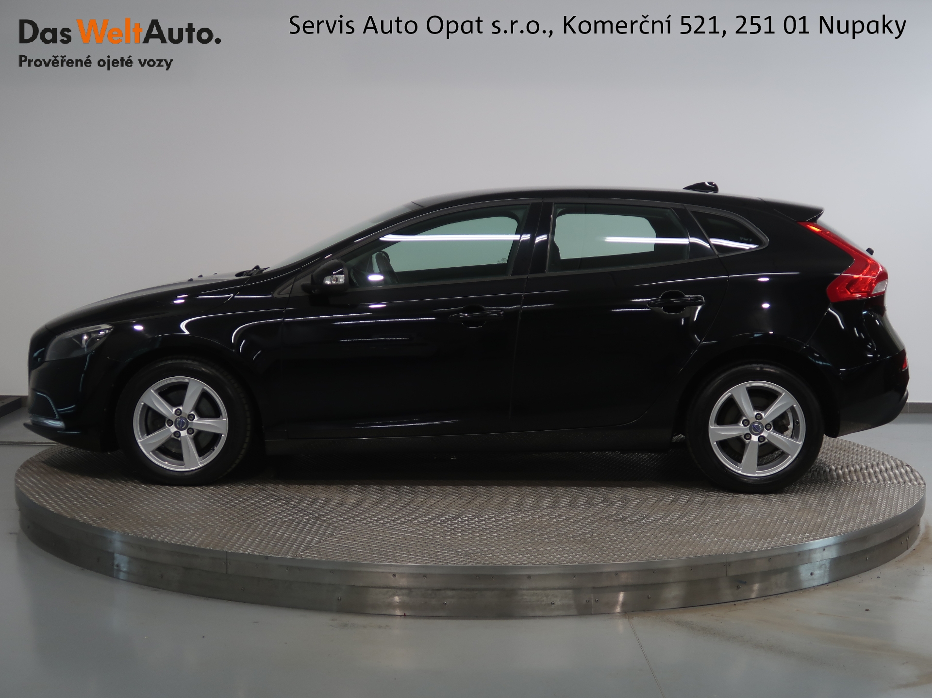 Volvo V40