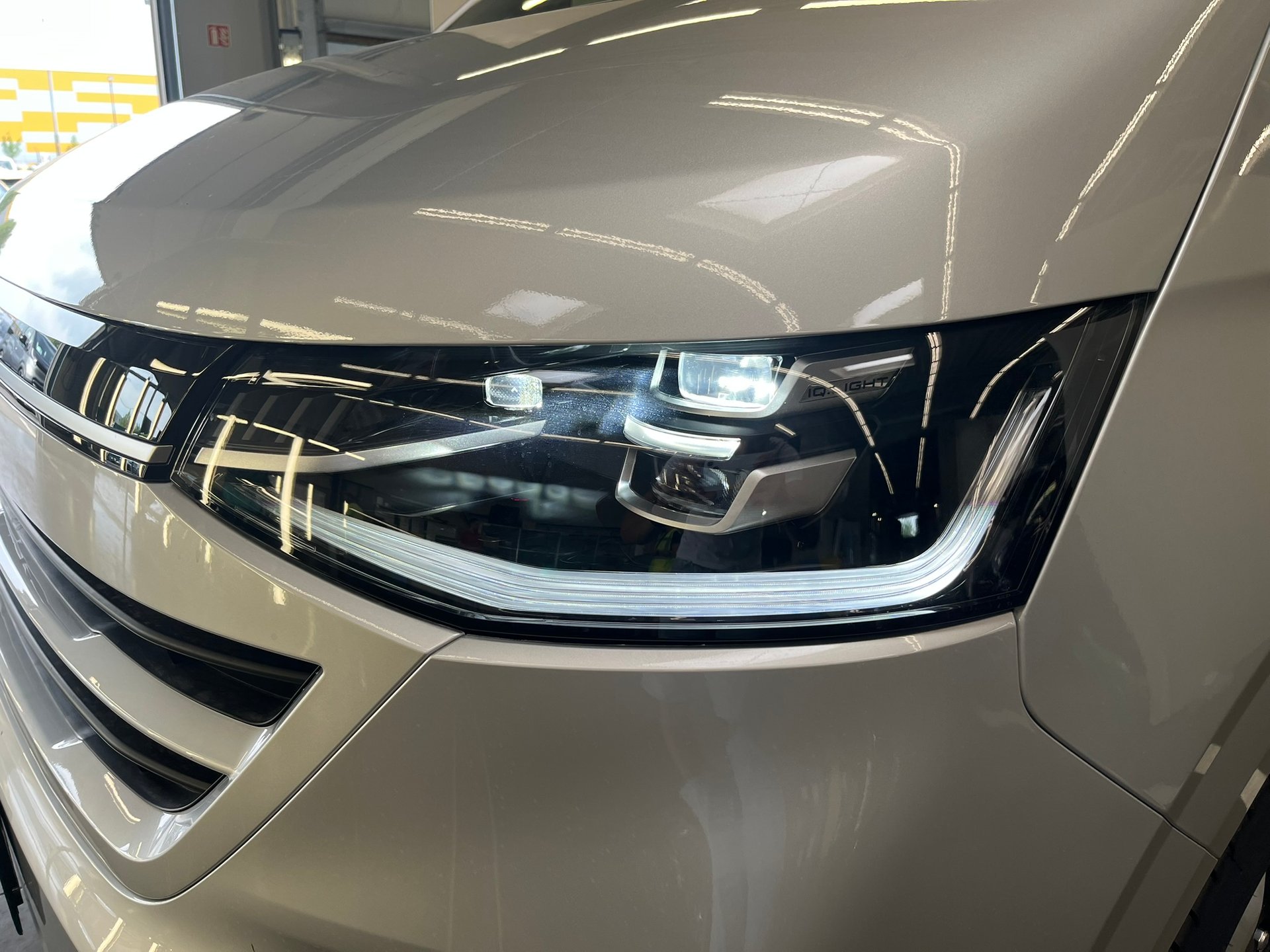 Volkswagen T7 Caravelle