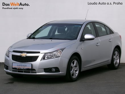 Chevrolet Cruze  1.6 i 16V 91 kW manuál ,