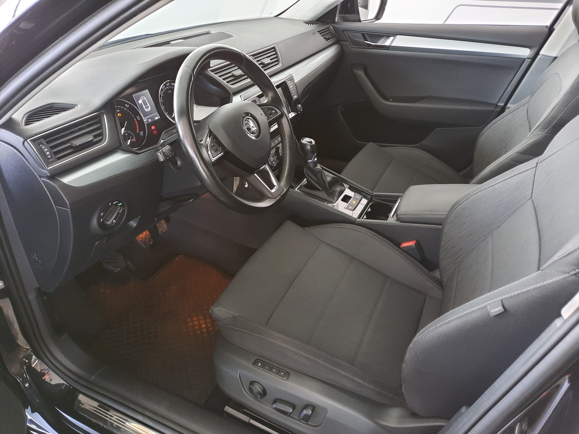 Škoda Superb