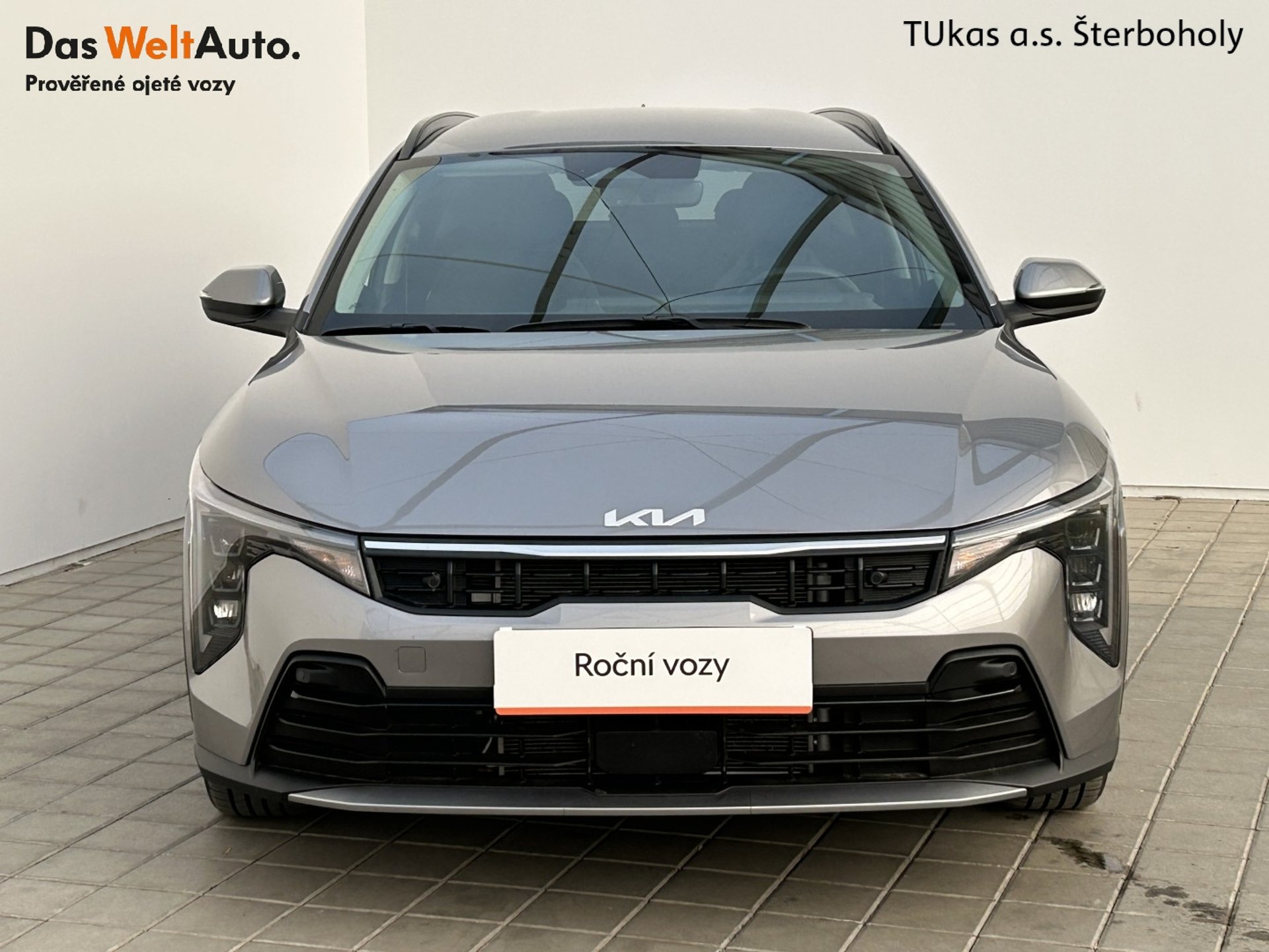 Kia K4