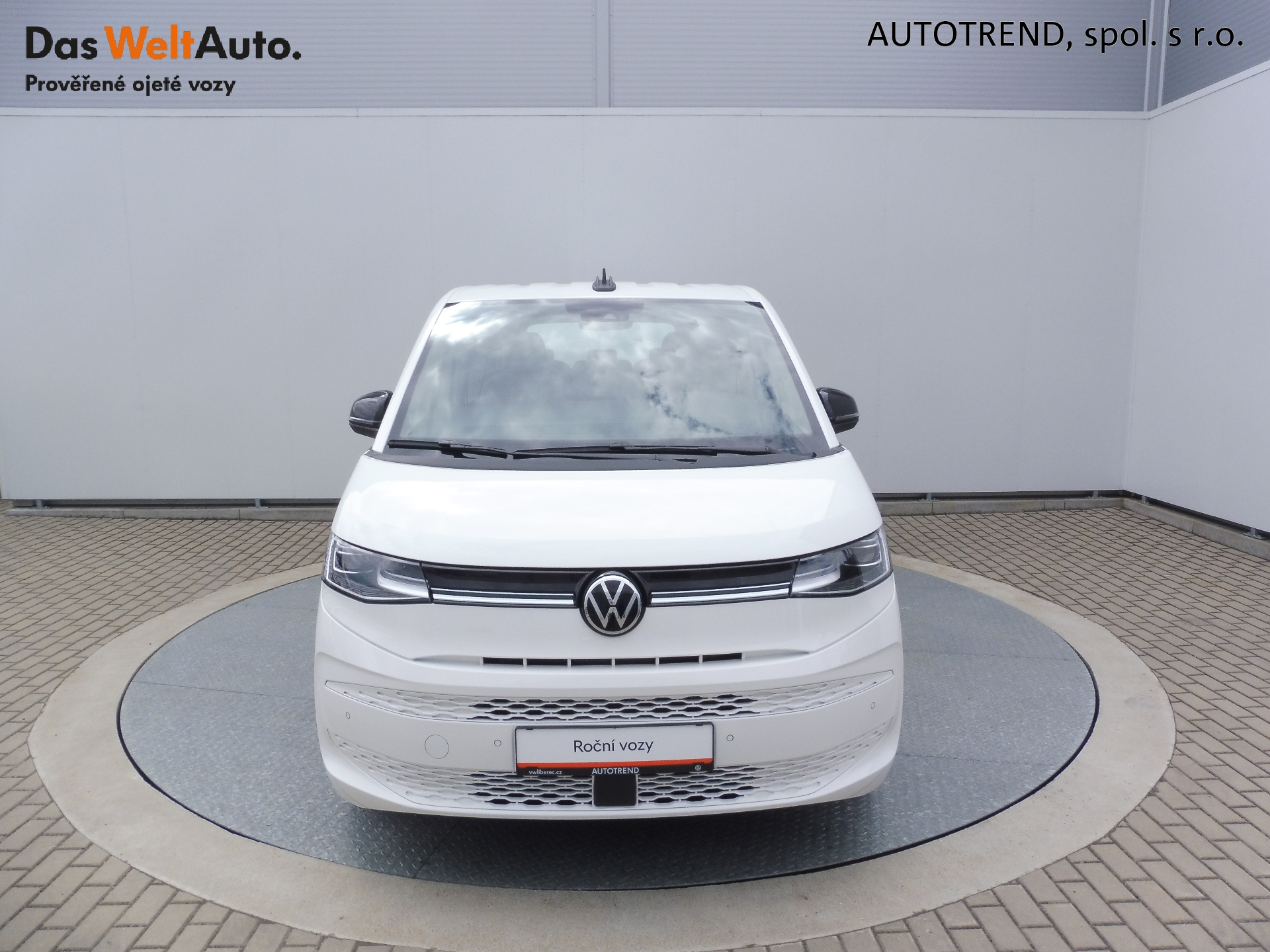 Volkswagen Nový Multivan