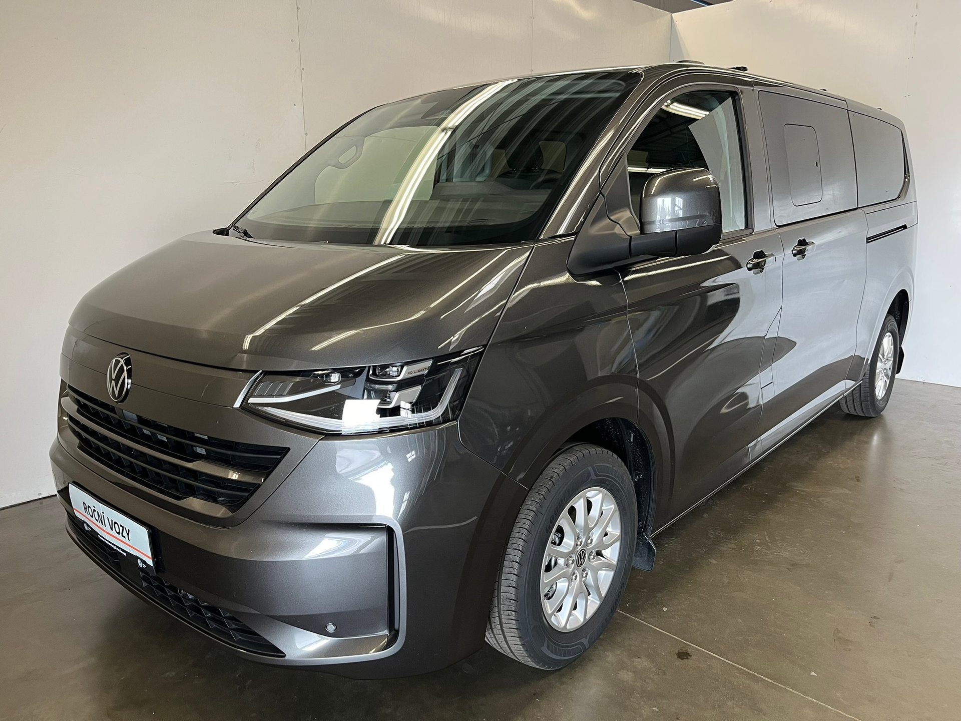 Volkswagen T7 Kombi