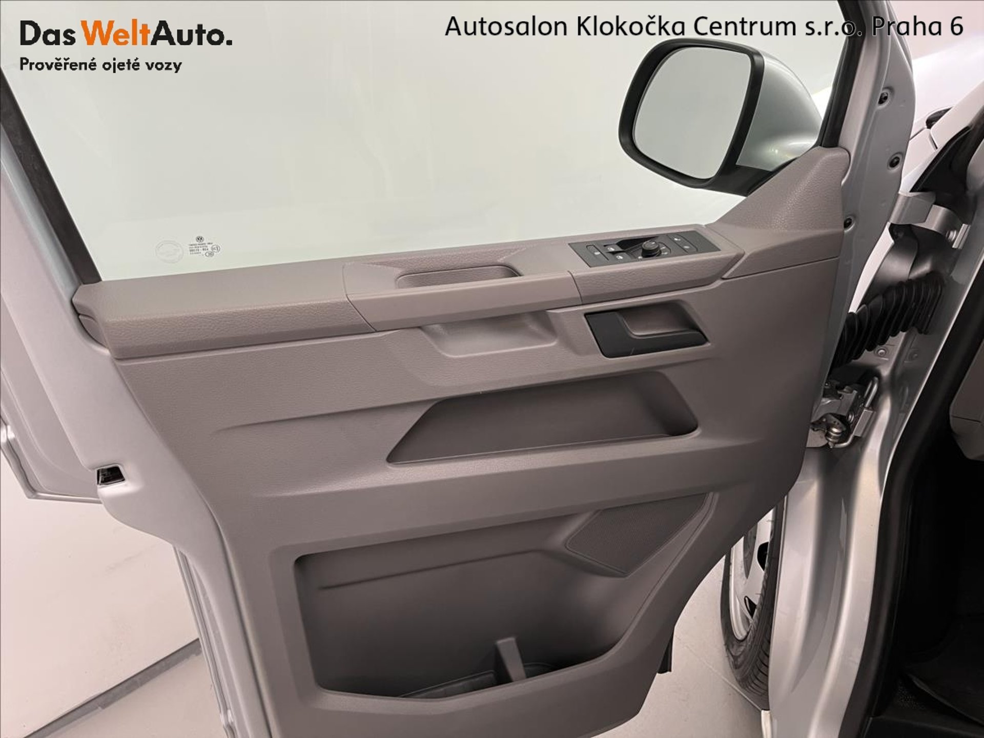 Volkswagen Transporter 6.1
