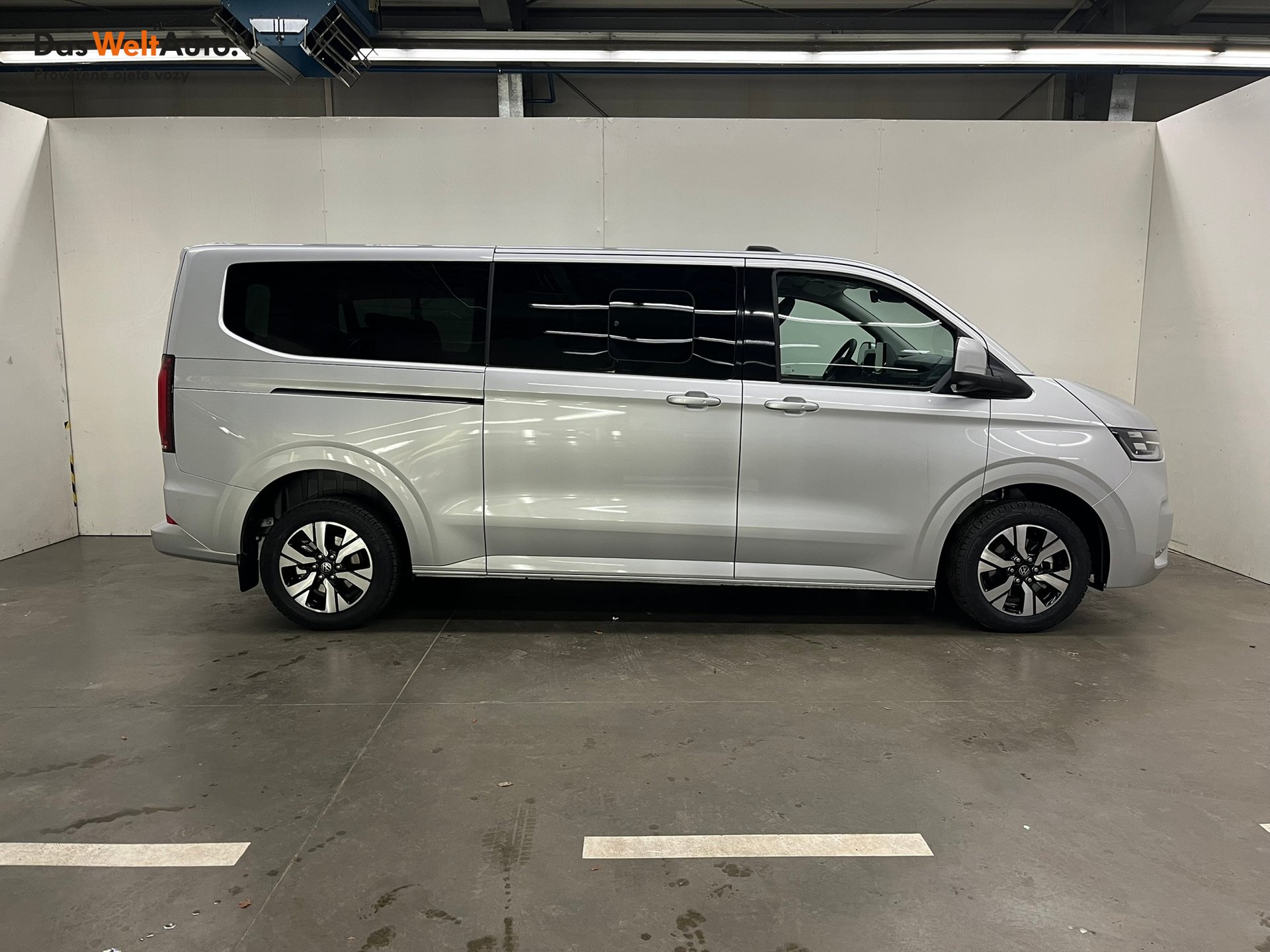 Volkswagen T7 Caravelle