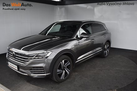 VW Touareg 3.0TDI 210kW, vzduch, tažné