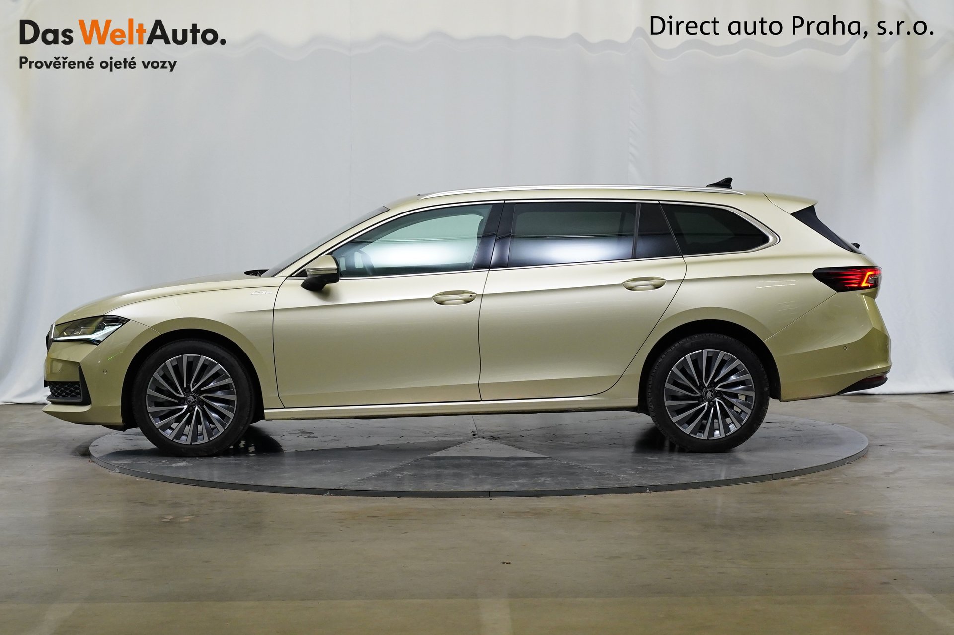 Škoda Superb