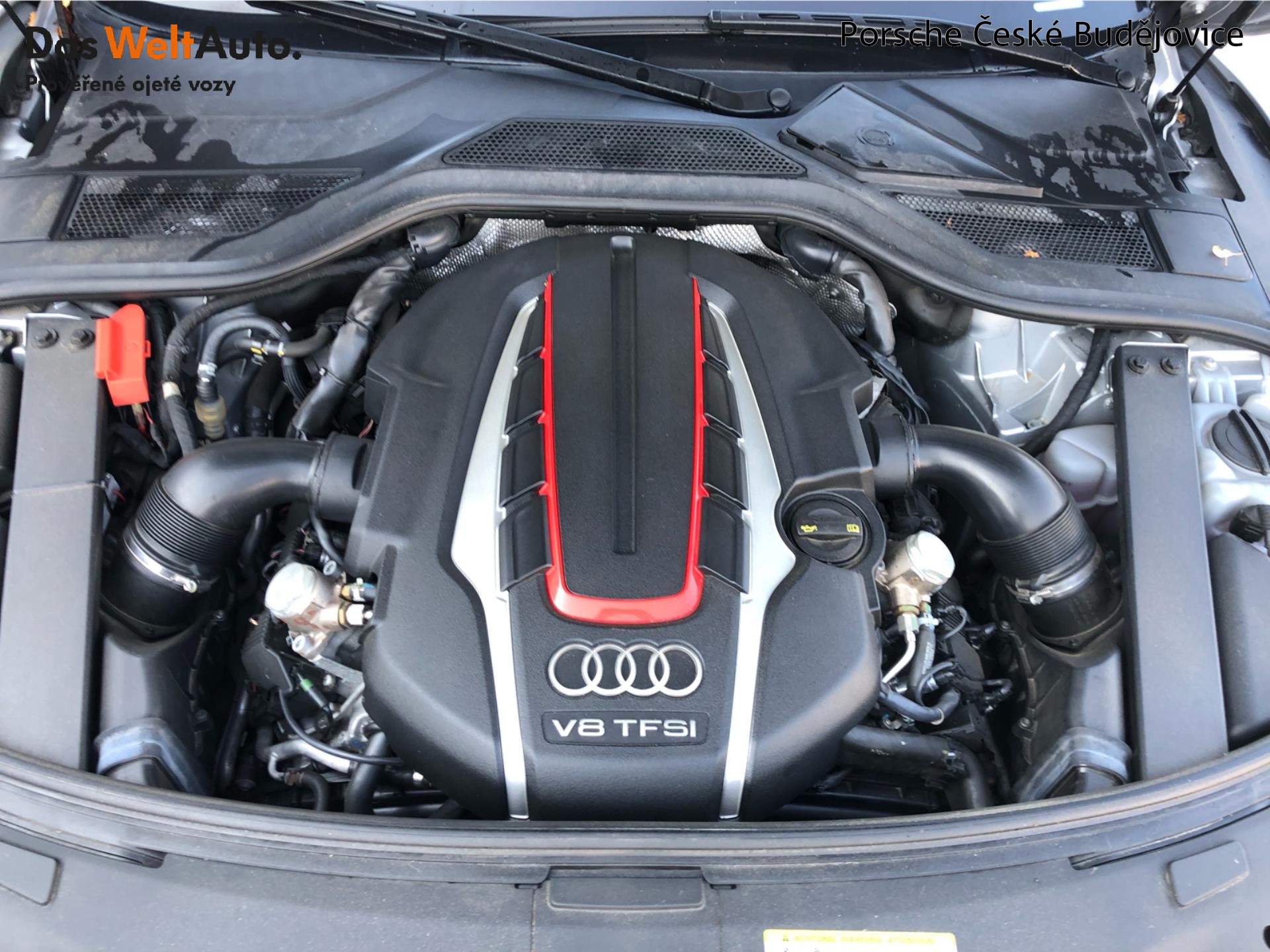 Audi S8