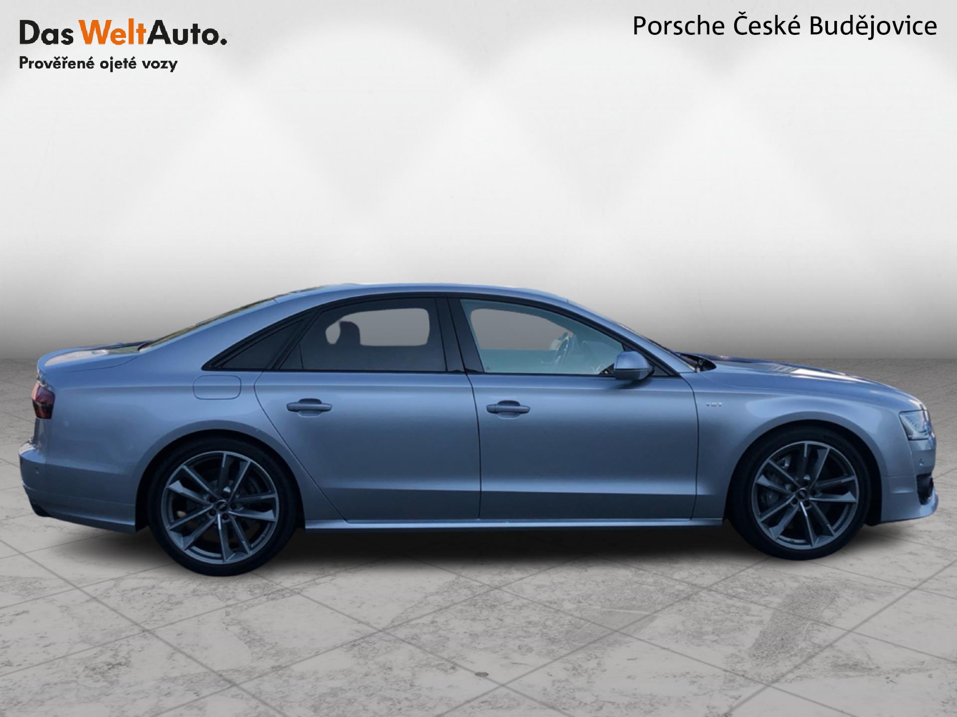 Audi S8
