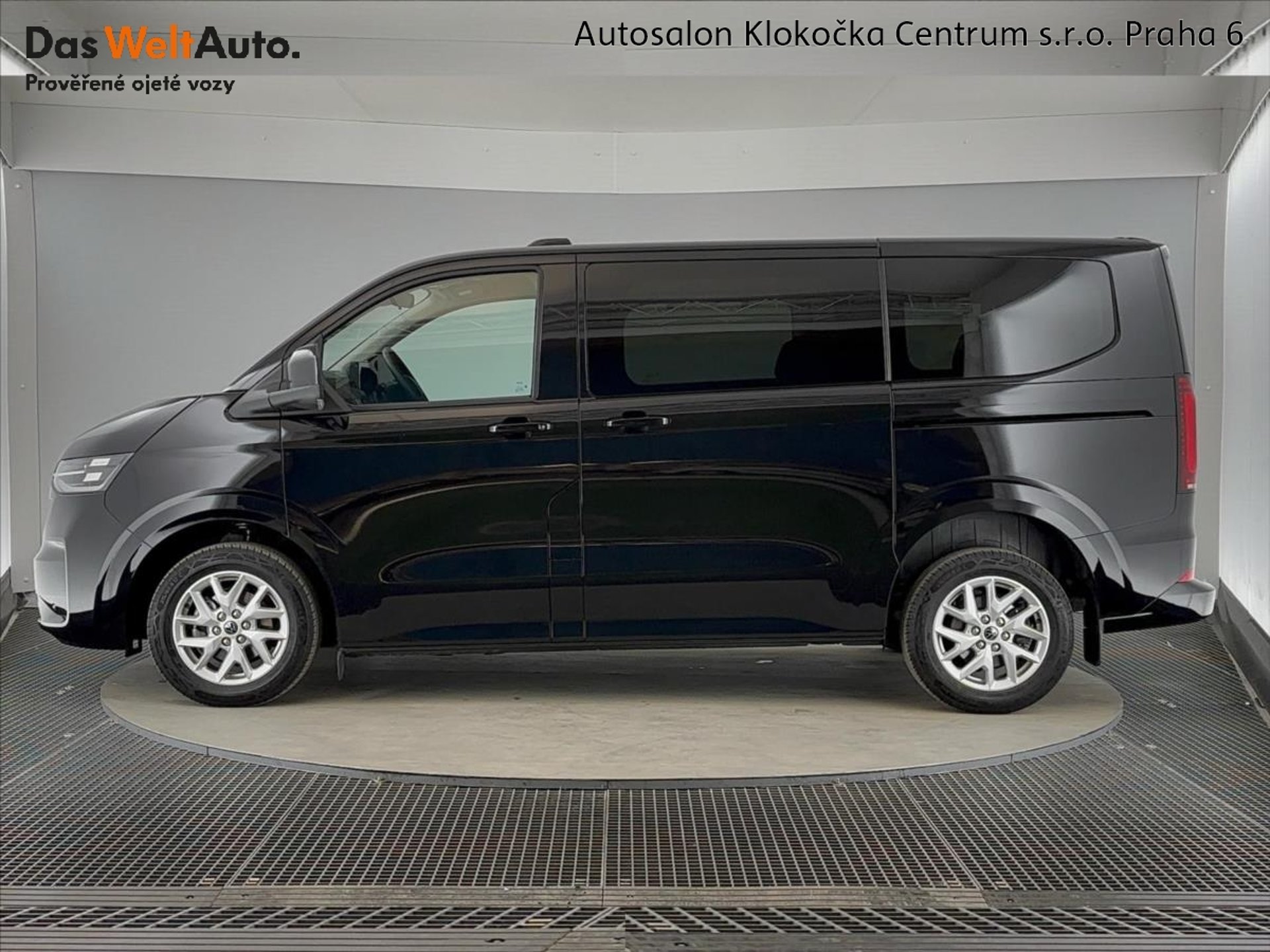 Volkswagen Caravelle
