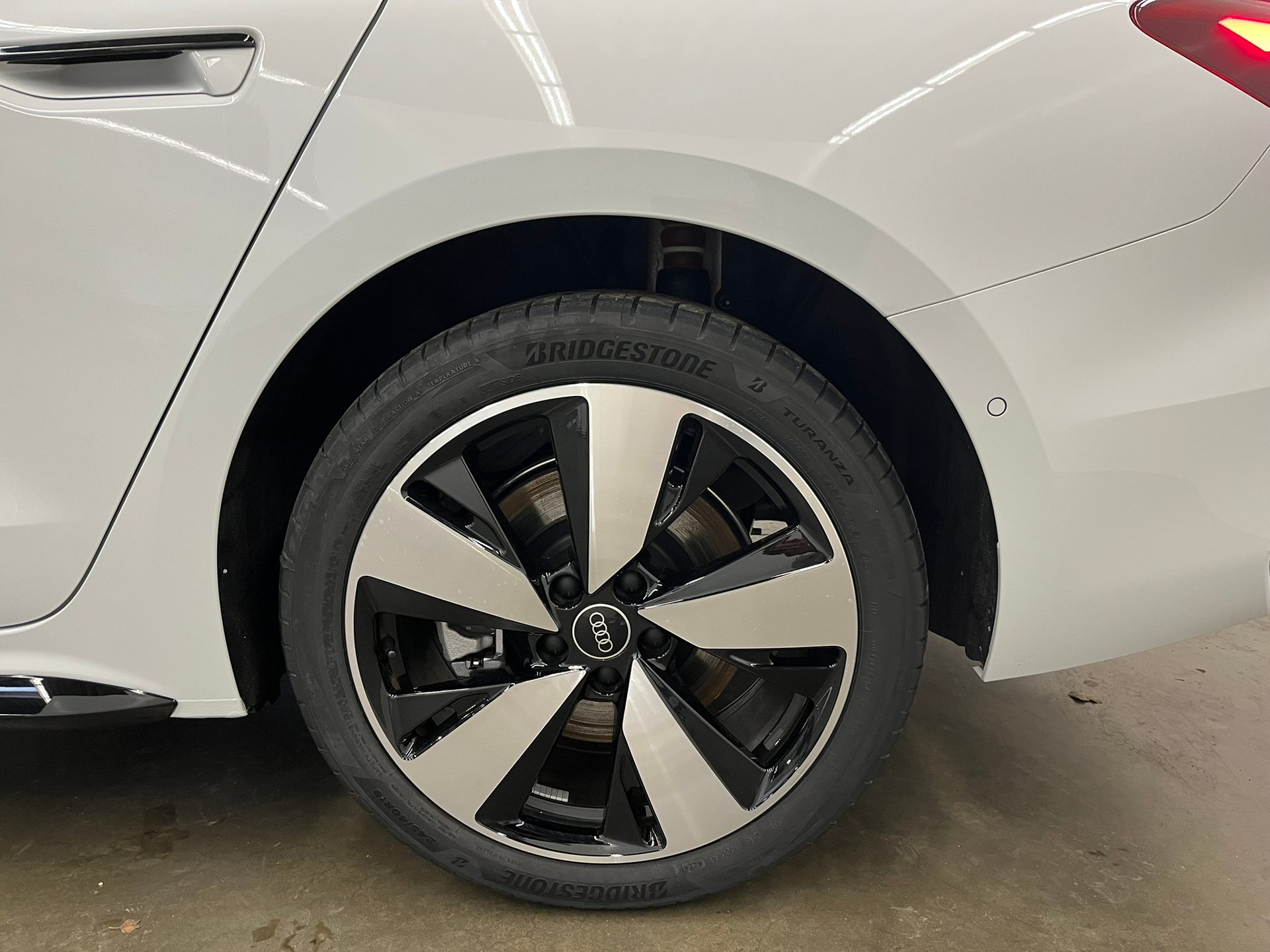 Audi A5 Limuzína