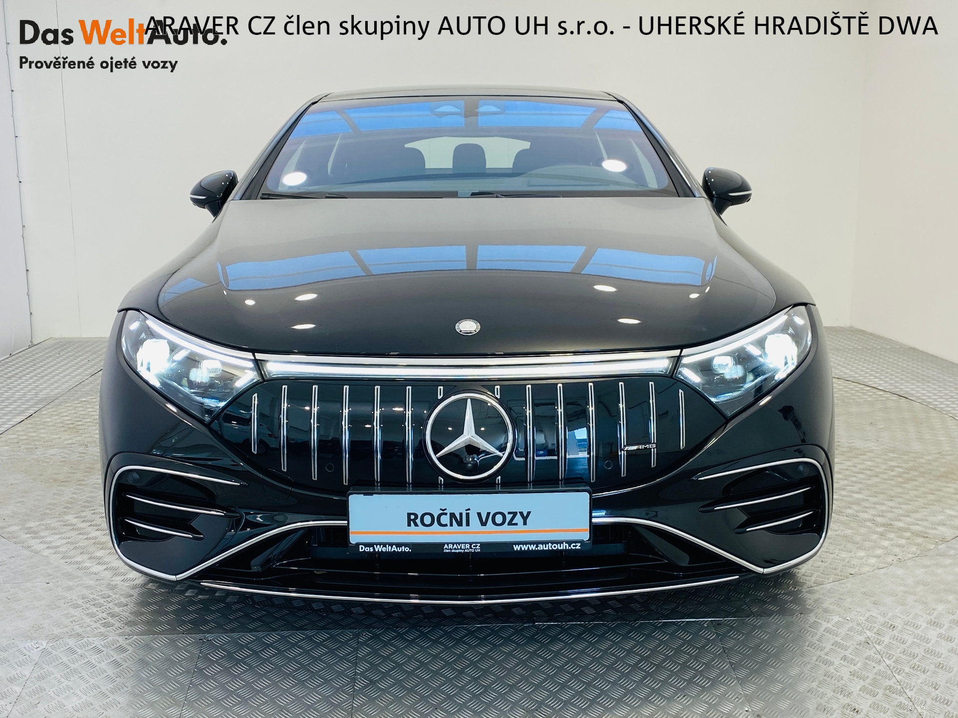 Mercedes-Benz EQS