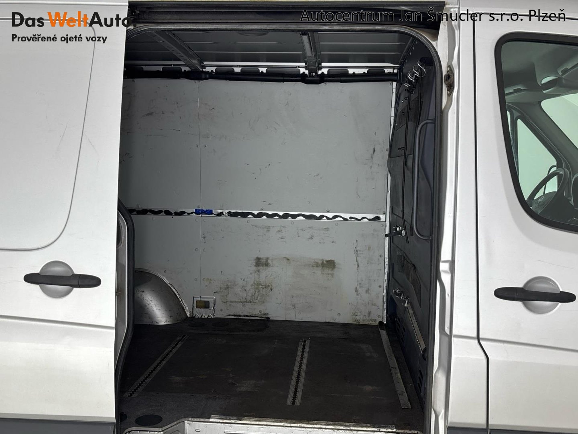 Volkswagen Crafter - skříňový vůz