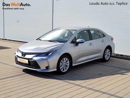 Toyota Corolla Comfort 1.5 Dynamic Force 92 kW manuál ,