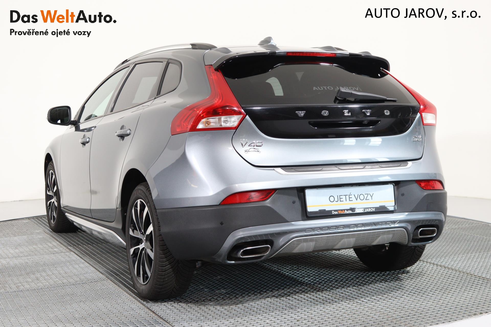 Volvo V40