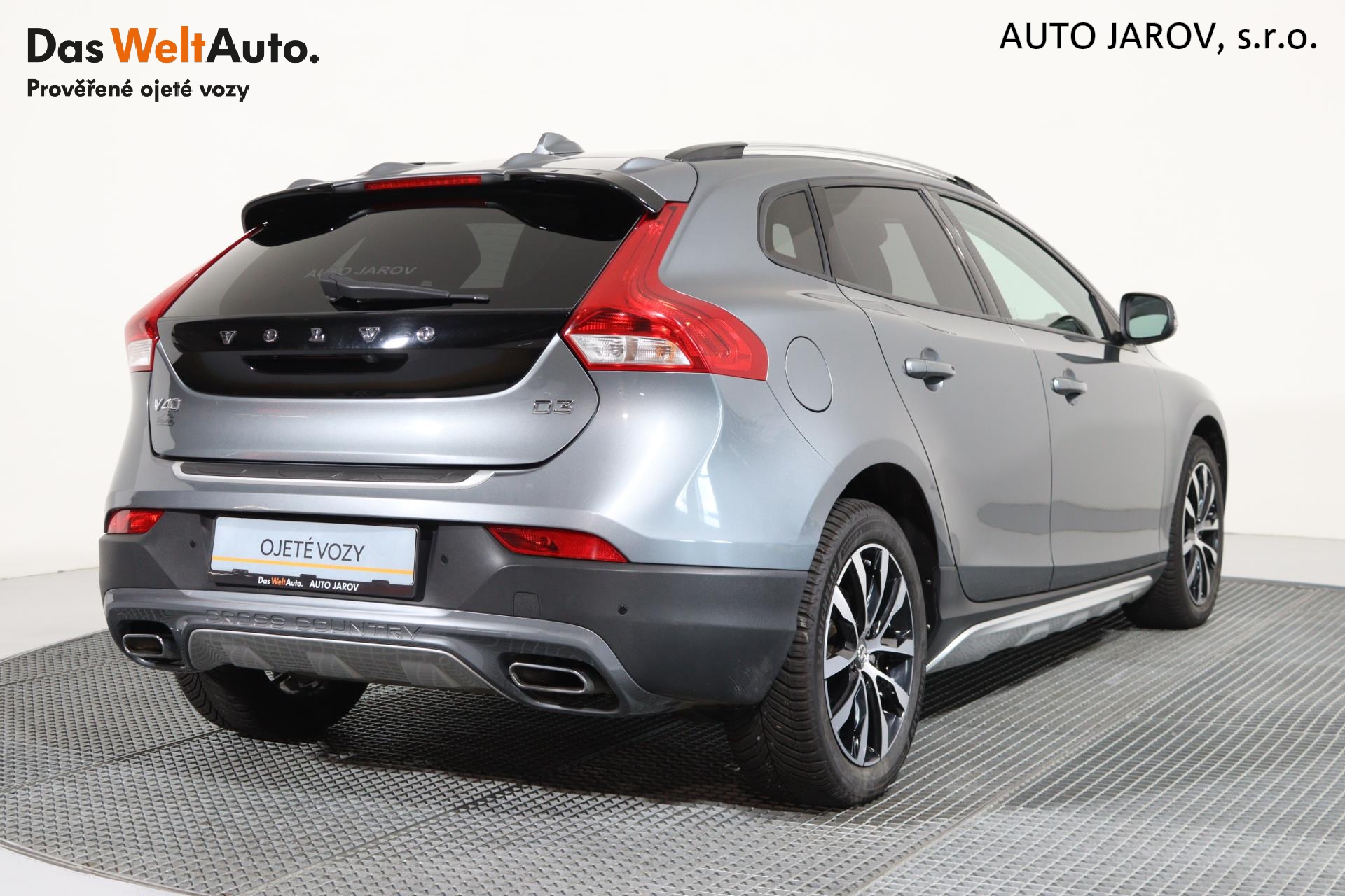 Volvo V40