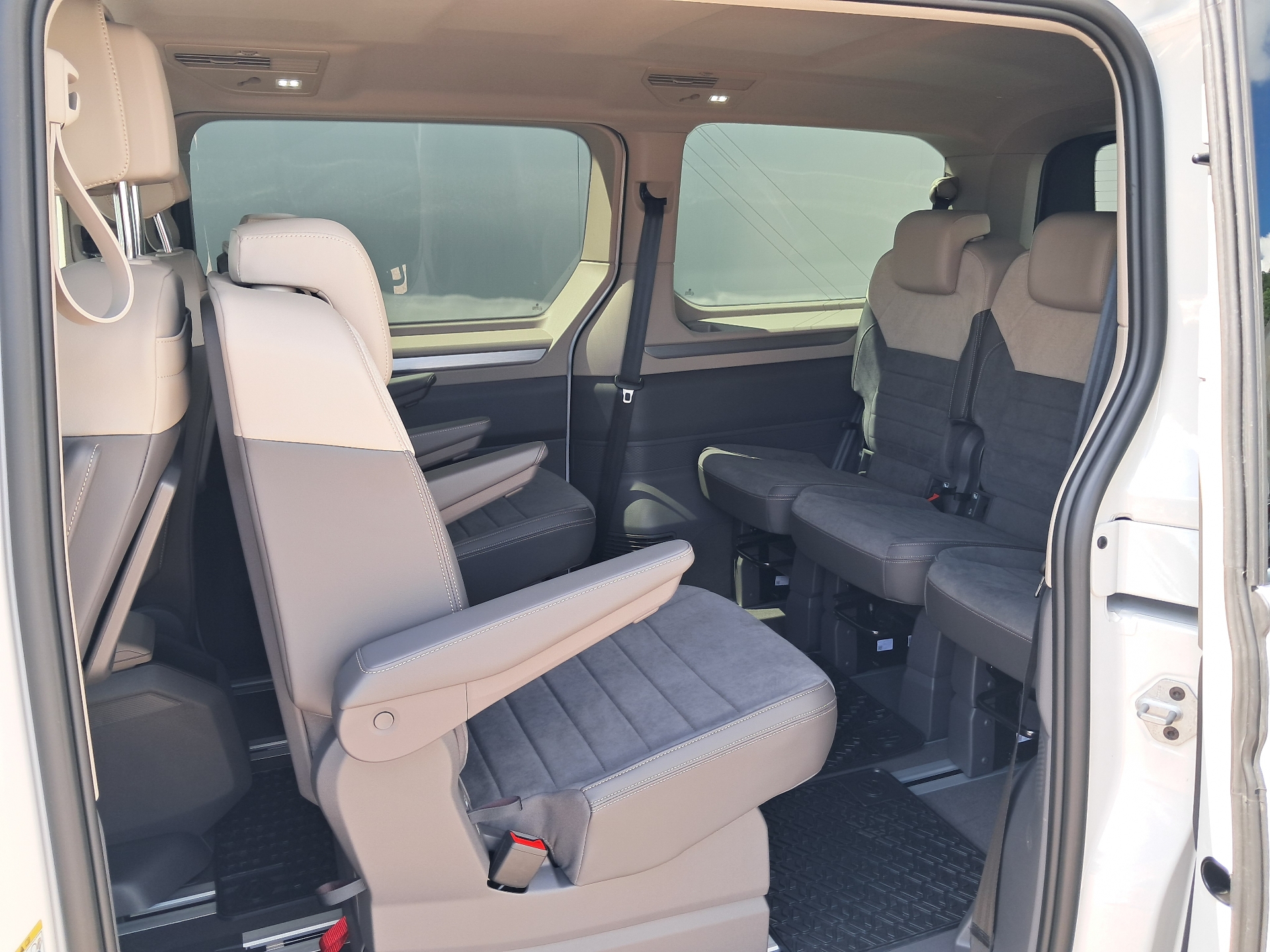 Volkswagen Nový Multivan