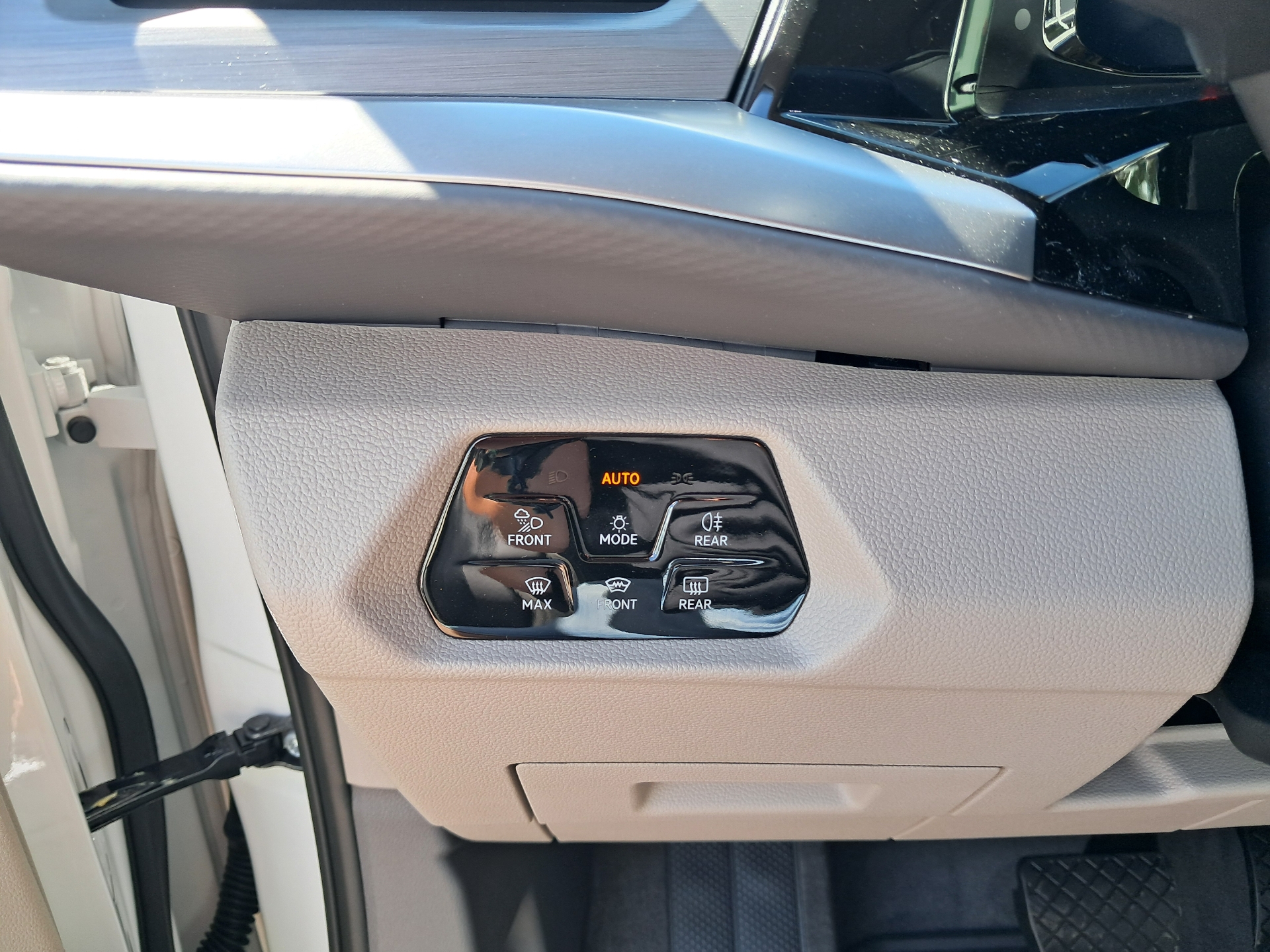 Volkswagen Nový Multivan