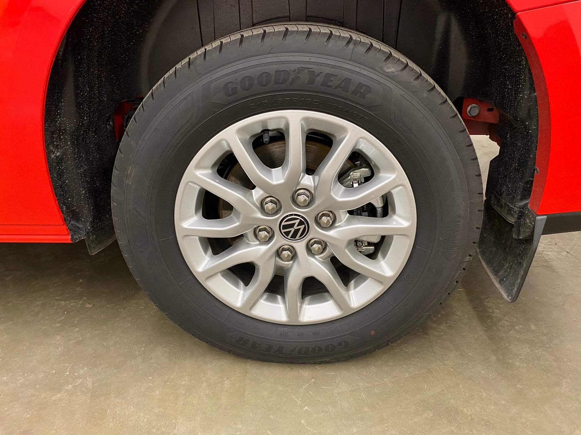 Volkswagen T7 Kasten PLUS