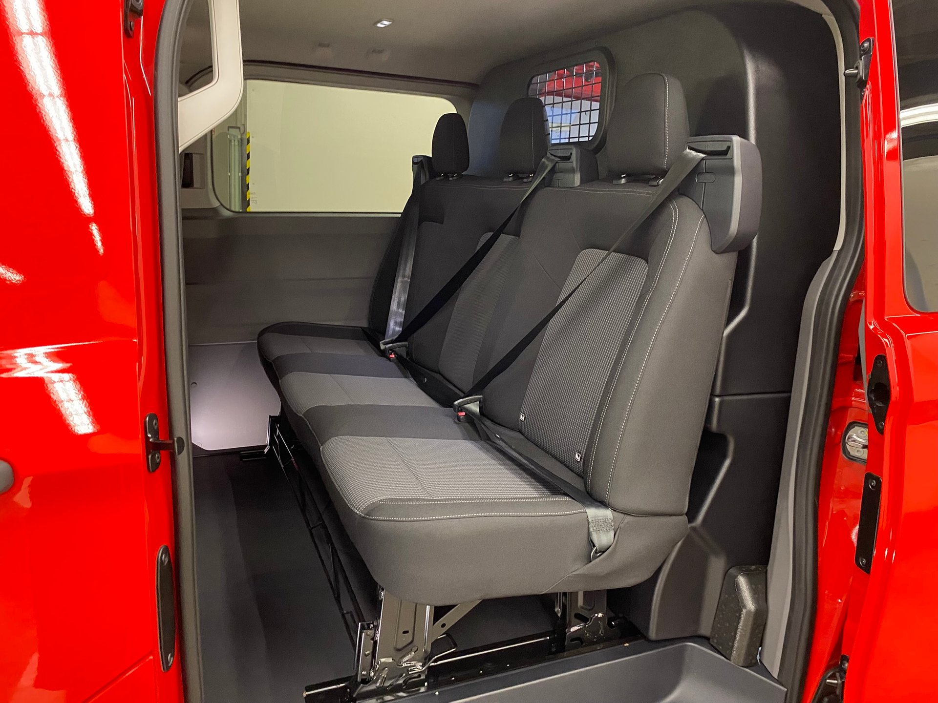 Volkswagen T7 Kasten PLUS