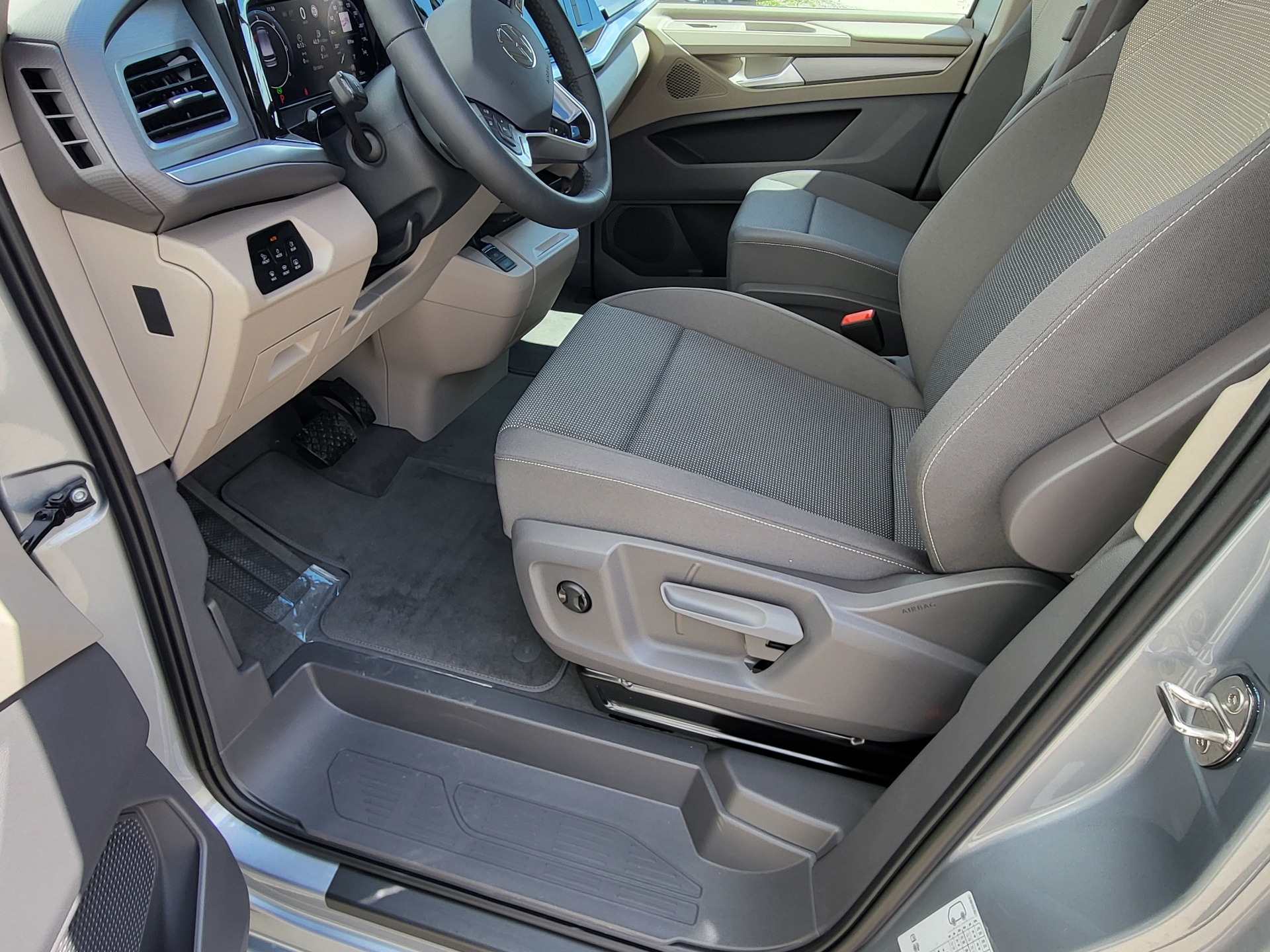 Volkswagen Nový Multivan